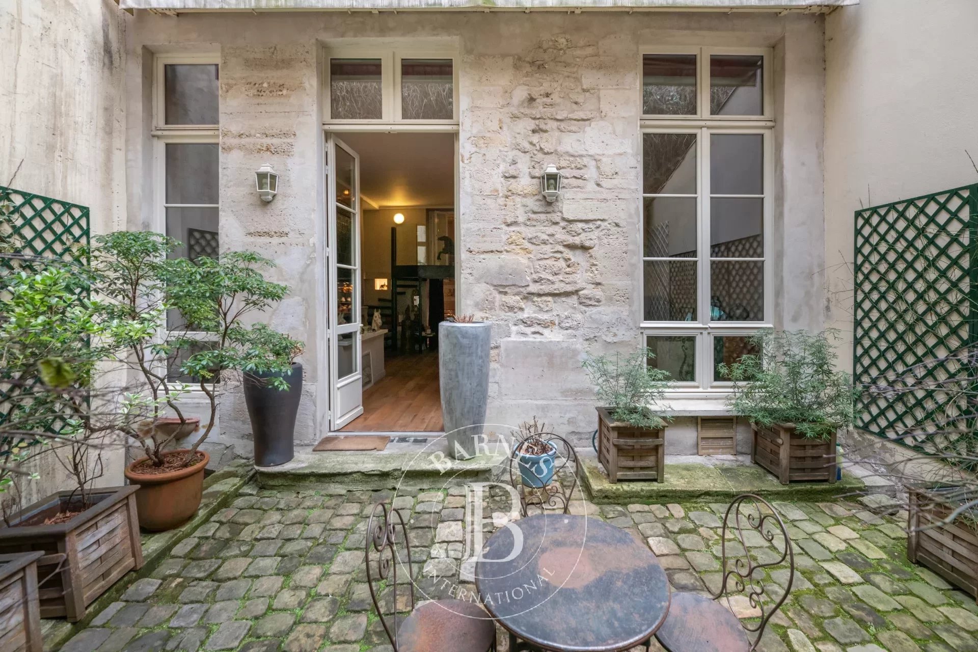 Vente appartement – Paris 3 – Enfants rouges – Comme une maison - Jardin - Exclusivité