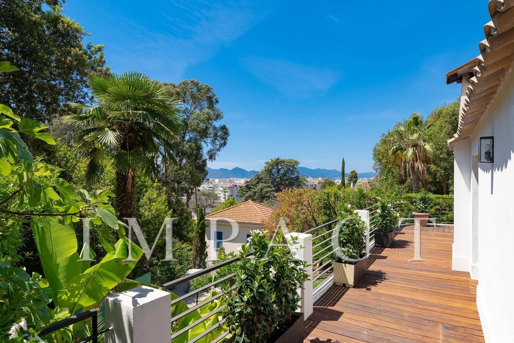 Cannes - Modern villa sea view for rent