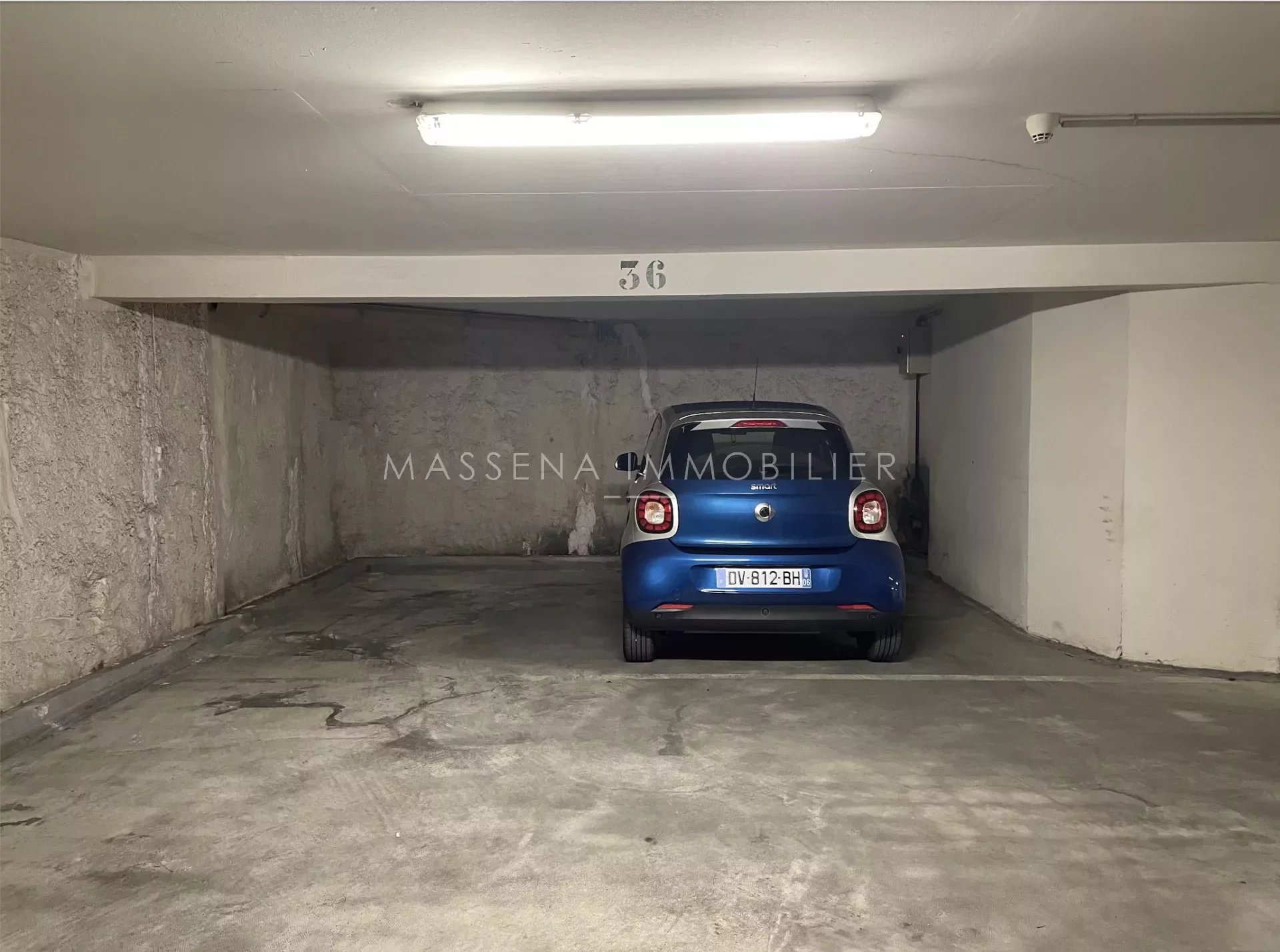 Nice Promenade des Anglais - Parking en sous-sol