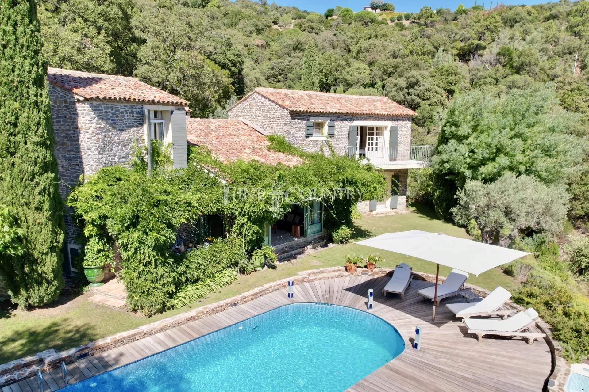 Photo of Villa For Sale in La Garde Freinet