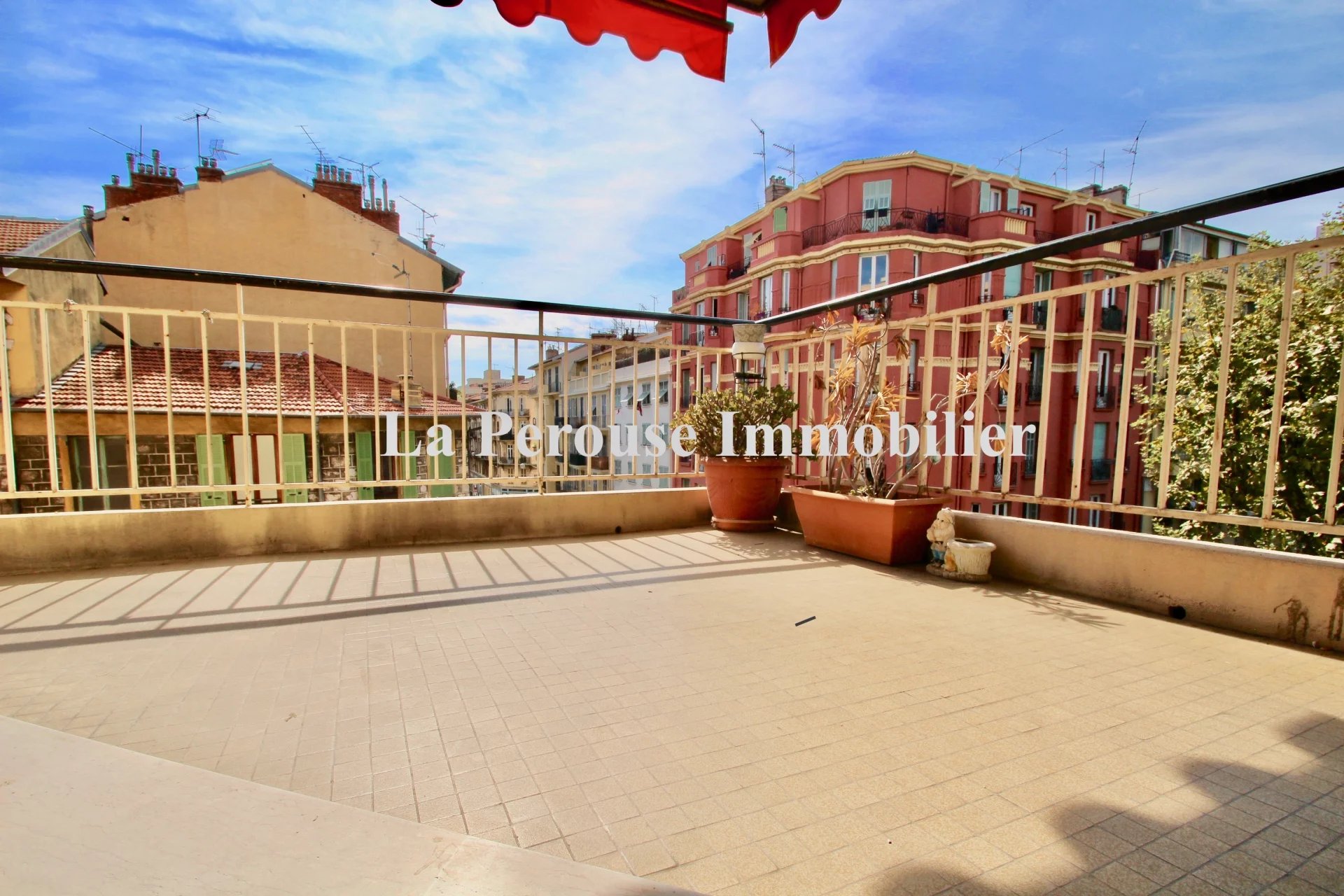 Vente Appartement 76m² 3 Pièces à Nice (06000) - La Perouse Immobilier