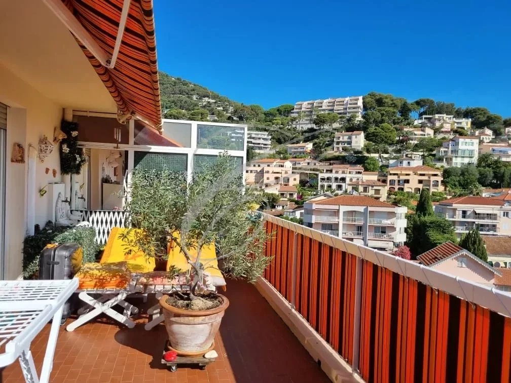 ROQUEBRUNE CAP MARTIN - 3 PIECES DERNIER ETAGE