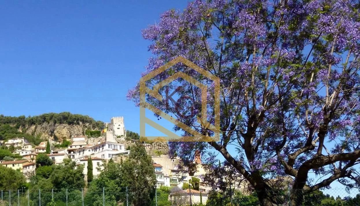 Roquebrune-Cap-Martin à vendre maison de village au coeur du village médiéval.