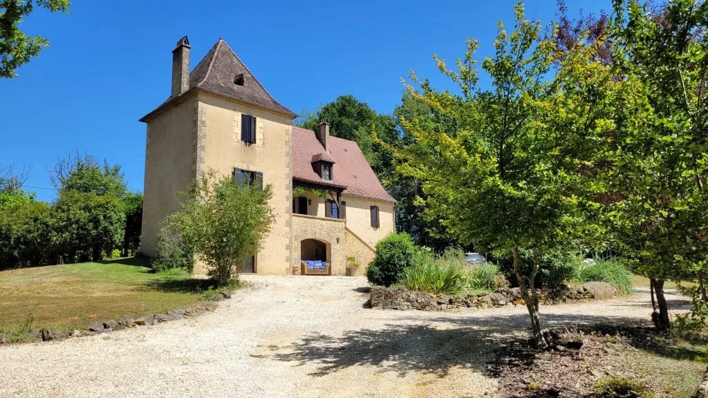 DORDOGNE - Nice property in superb environment