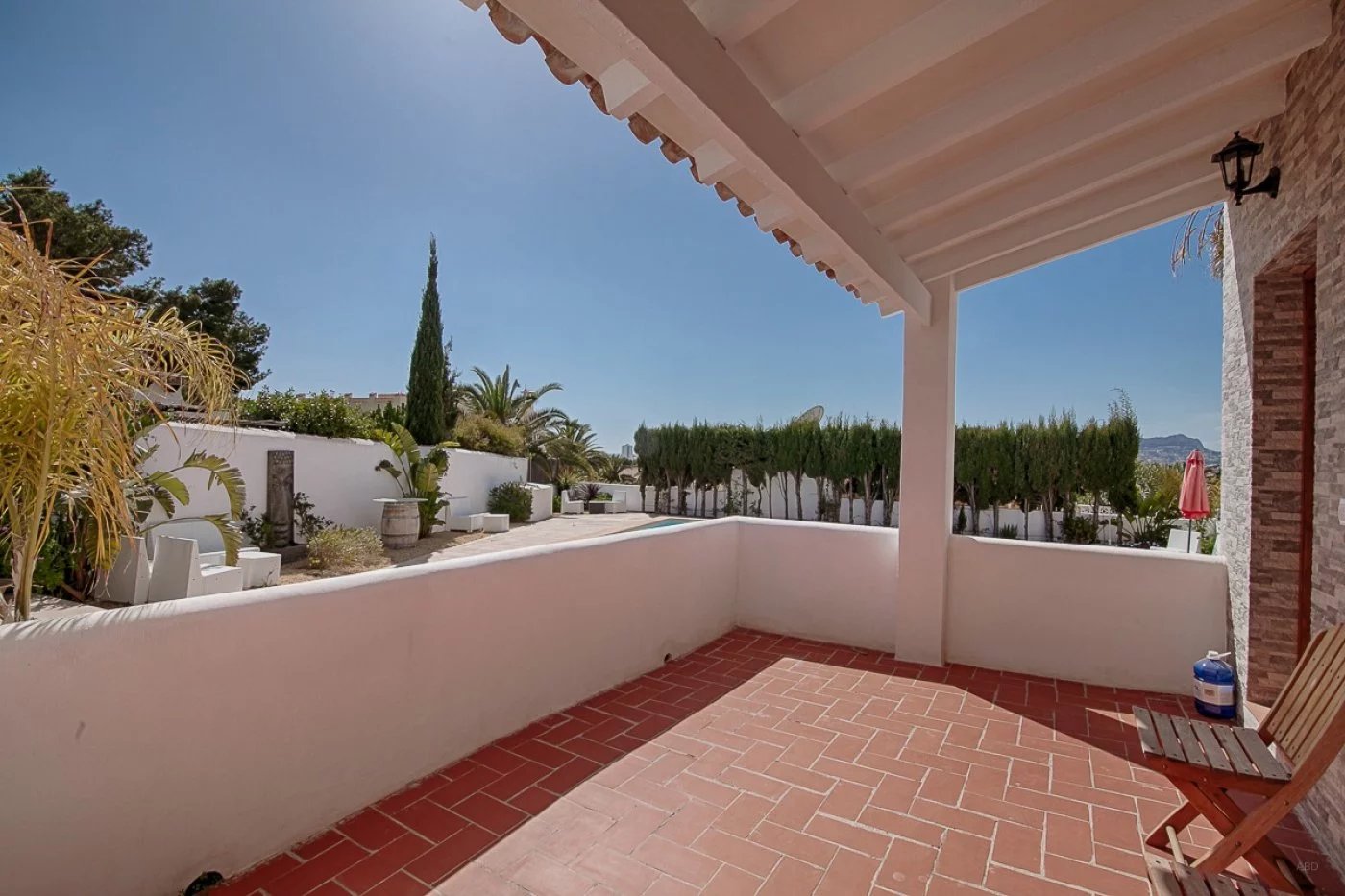 Renovated villa with 5 independent apartments and panoramic view