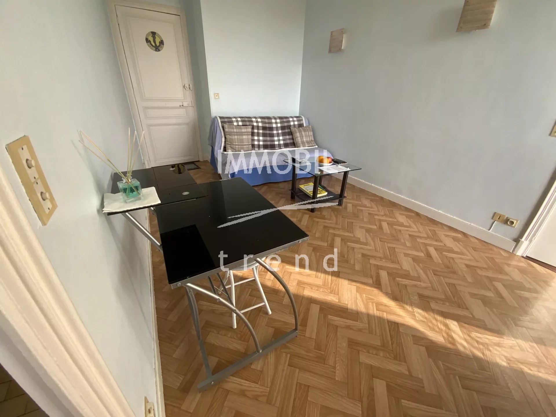 MENTON CENTRE/CASINO - 1 BEDROOM APARTMENT FOR SALE WITH  PANORAMIC TOWN VIEW