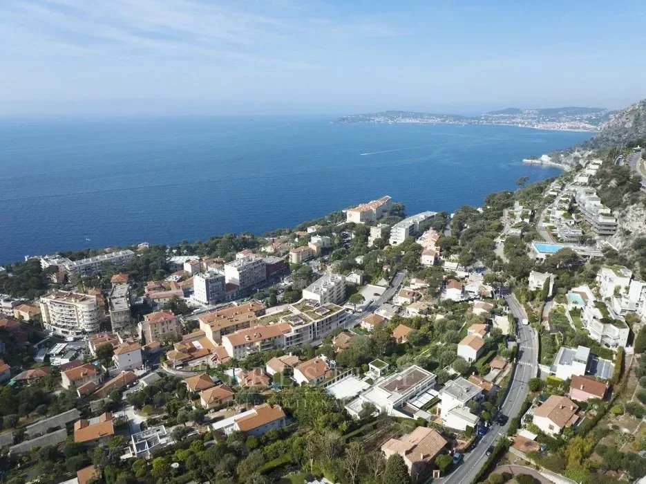 CAP D'AIL top floor flat sea view, 3 bedrooms terrace & parking  near Monaco