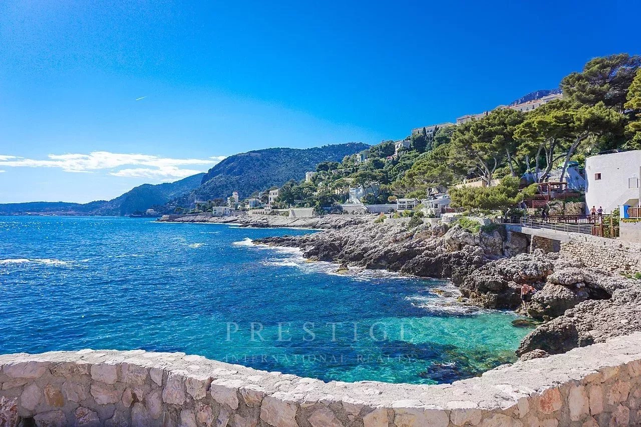 CAP D'AIL invest in a residence sea view near Monaco