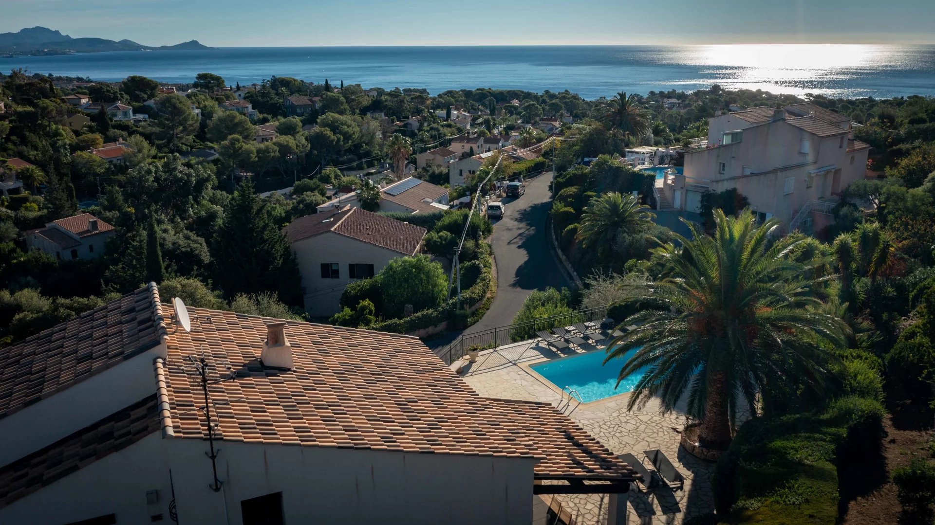 Beautiful provencal villa with panoramic sea view