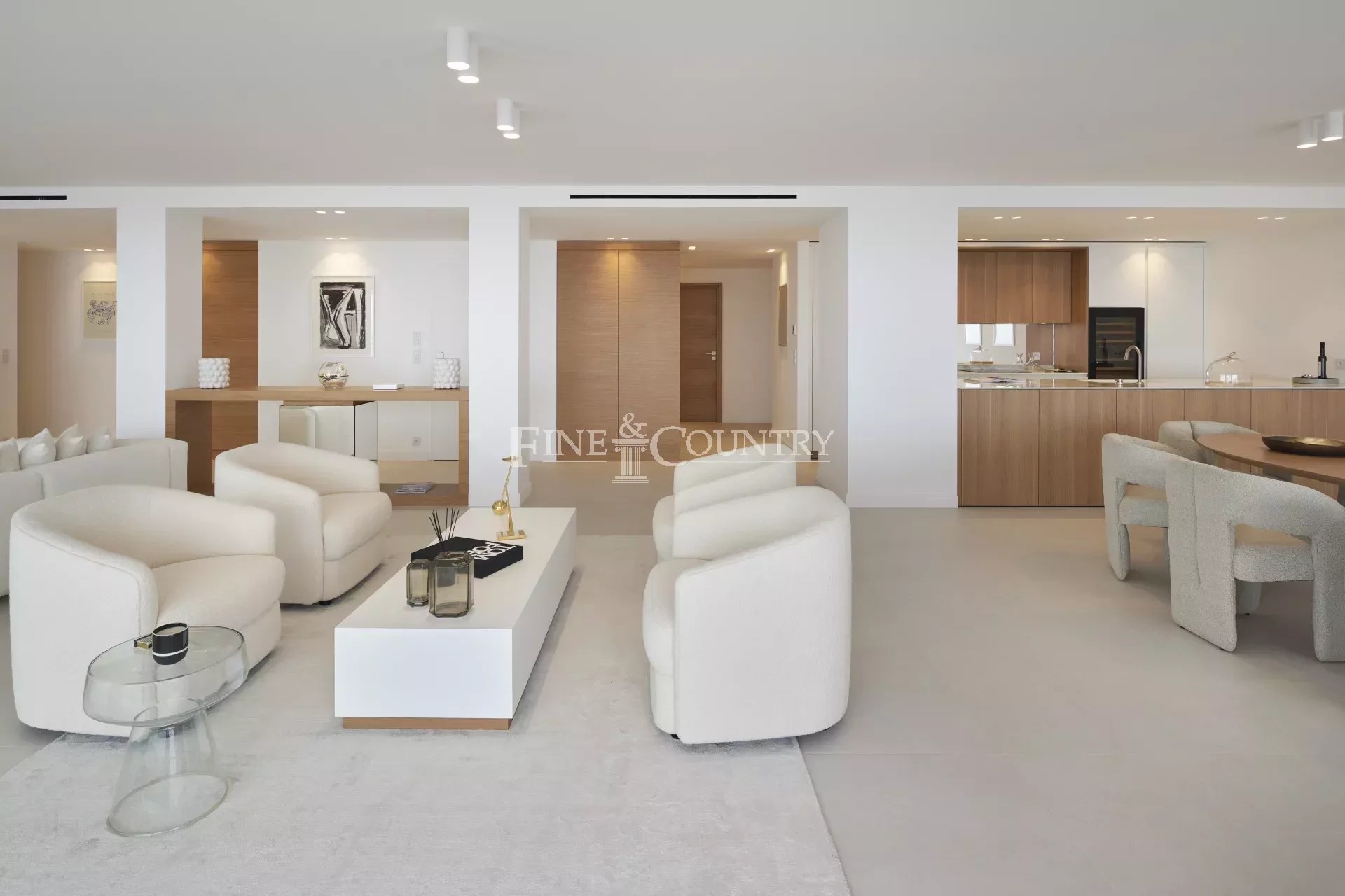 Luxury Apartment for sale in Cannes, with sea views