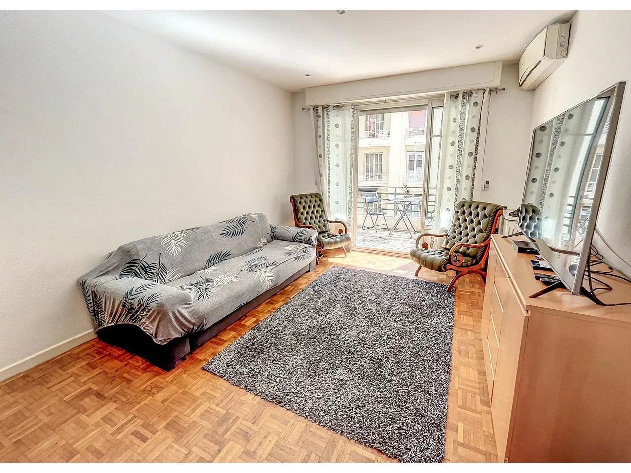 Appartement  3 Rooms 79m2  for sale   275 000 €