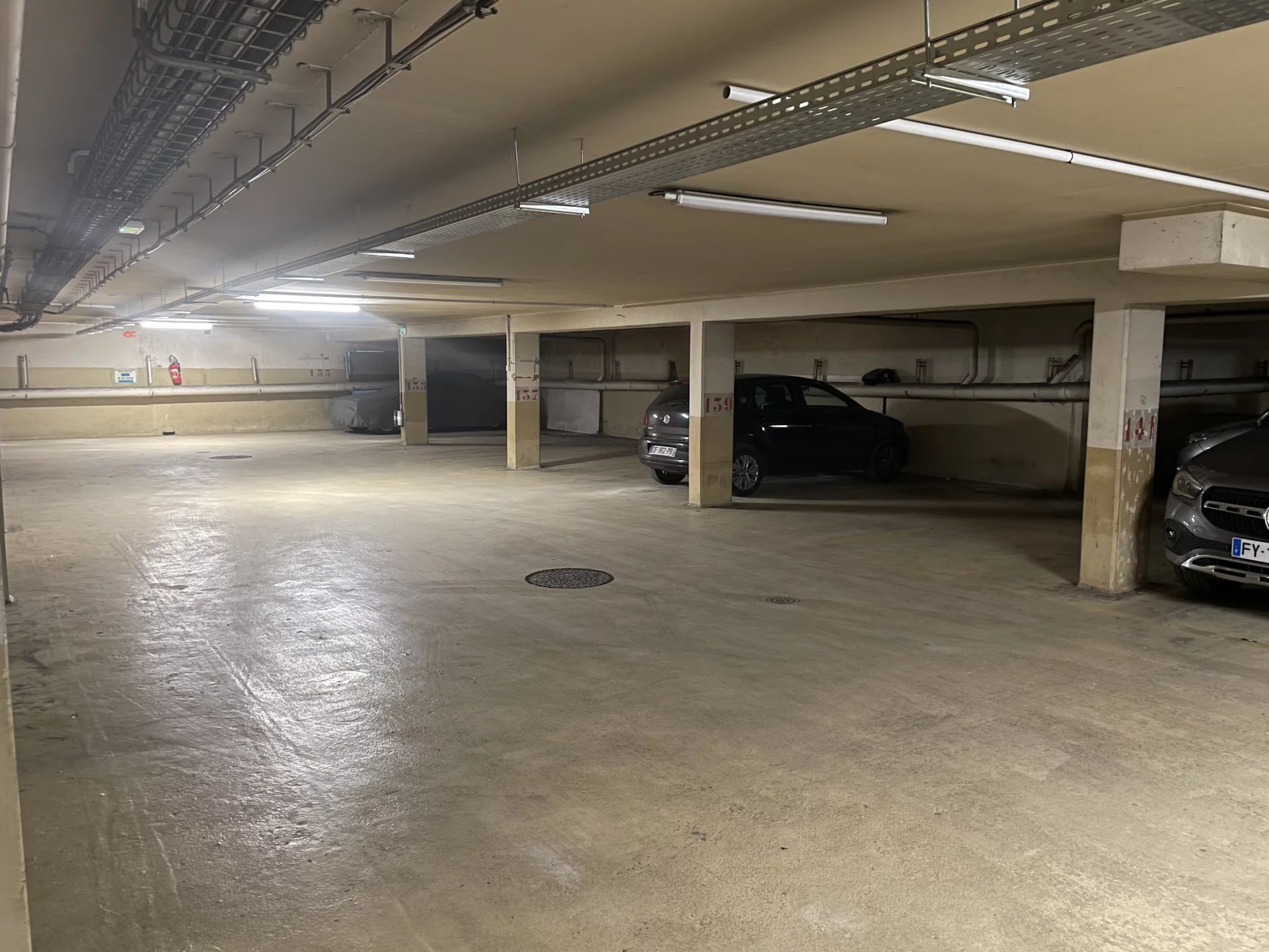 EXCLUSIVITÉ : Place de Parking en sous-sol