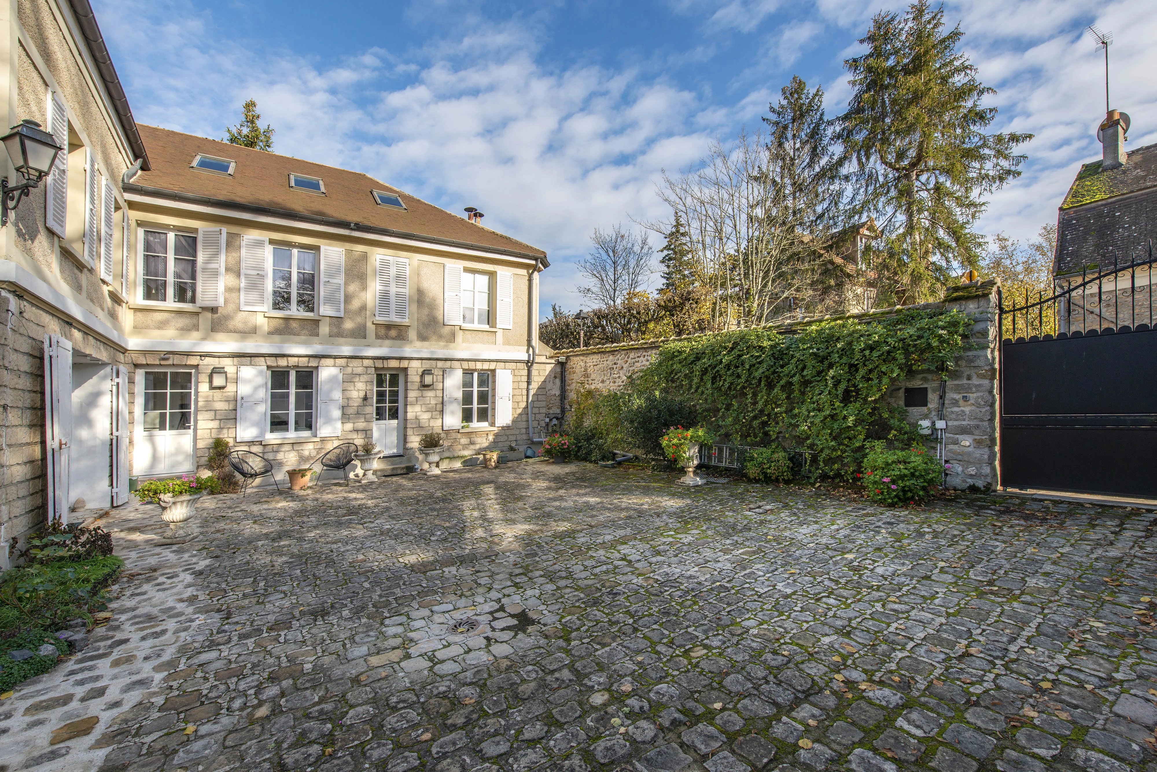 Sale House Livry-sur-Seine