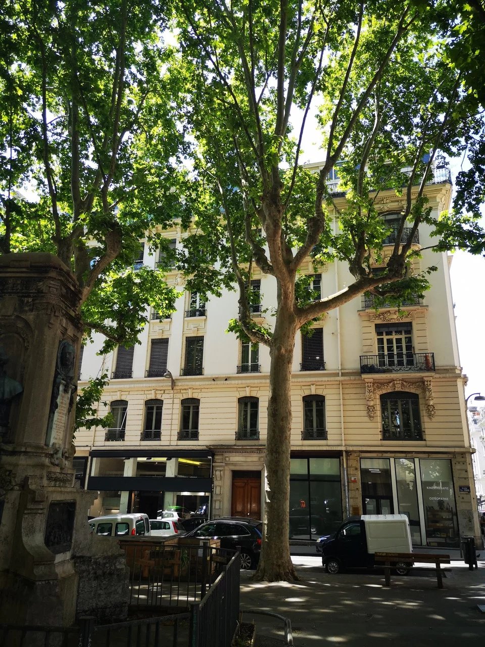 Lyon 1 Place Rambaud - T5 168m² au charme de l'ancien