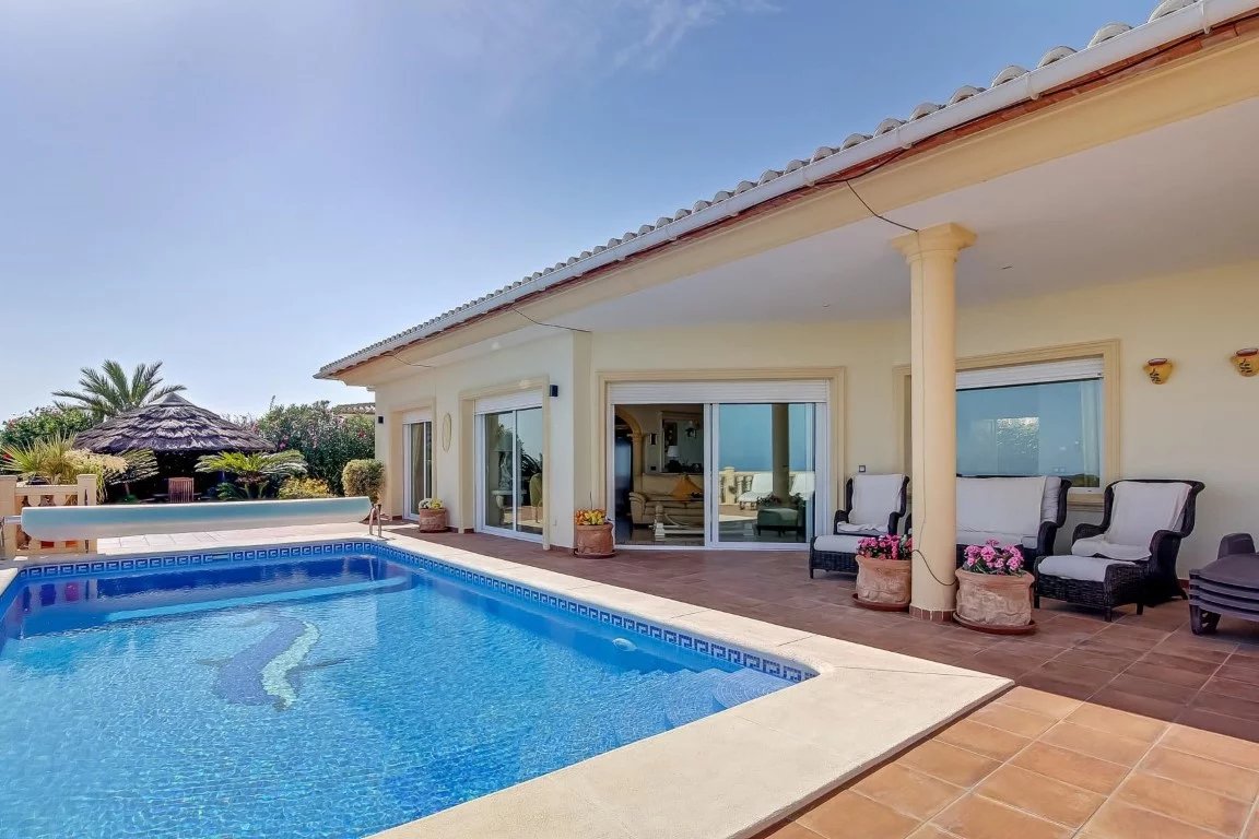 Beautiful Spanish villa with panoramic sea views