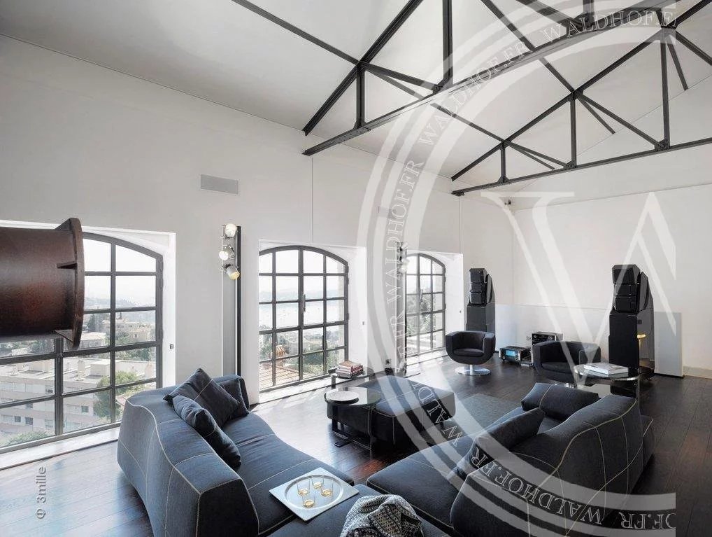 Fully renovated industrial style loft with breathtaking views