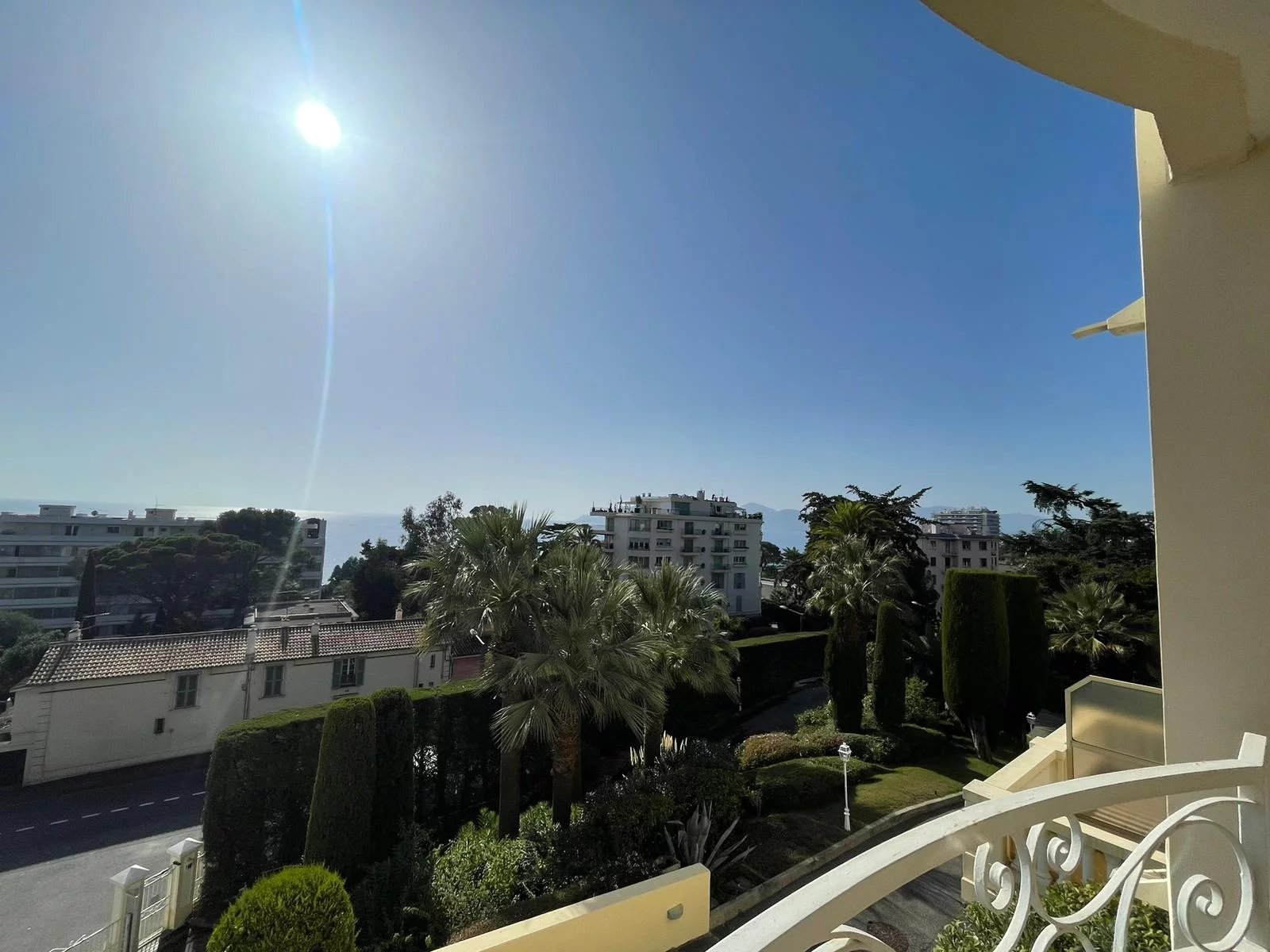 2 room apartment with sea view terrace