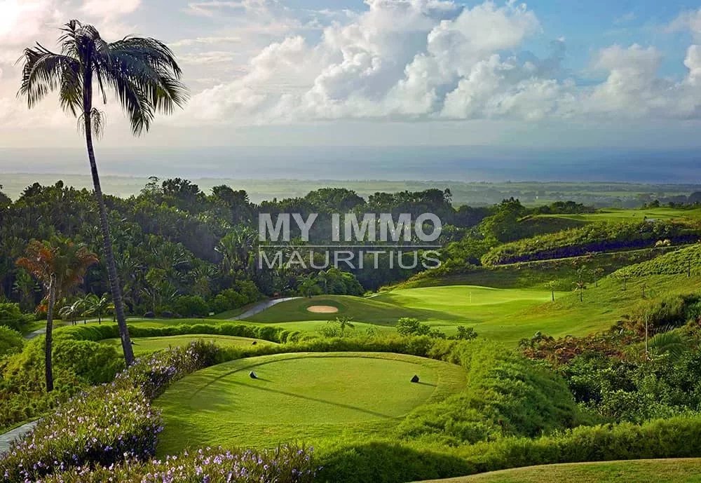 Land with residential project on the golf course