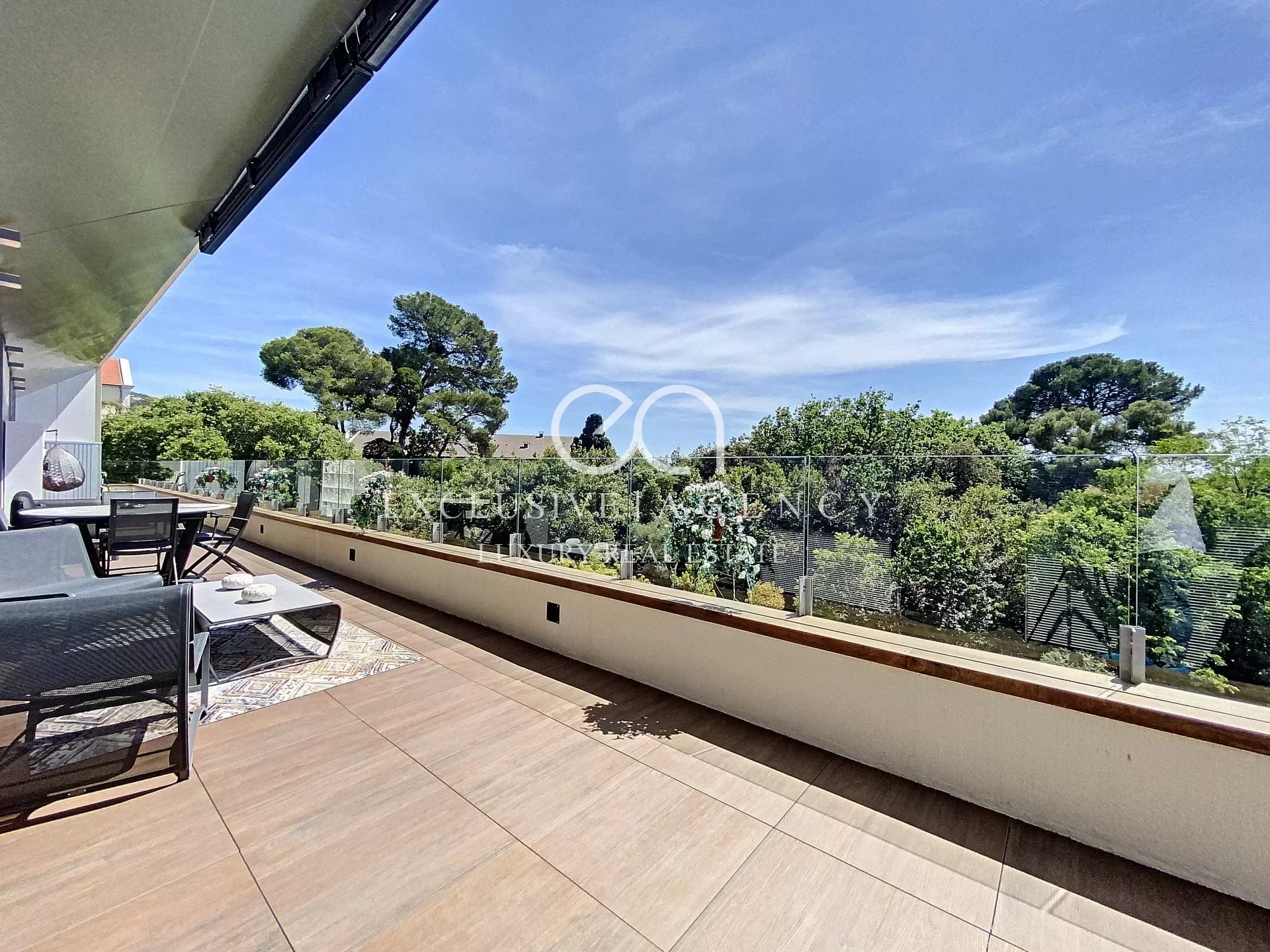 Cannes Californie Ouest - Exceptional roof apartment of 186m²