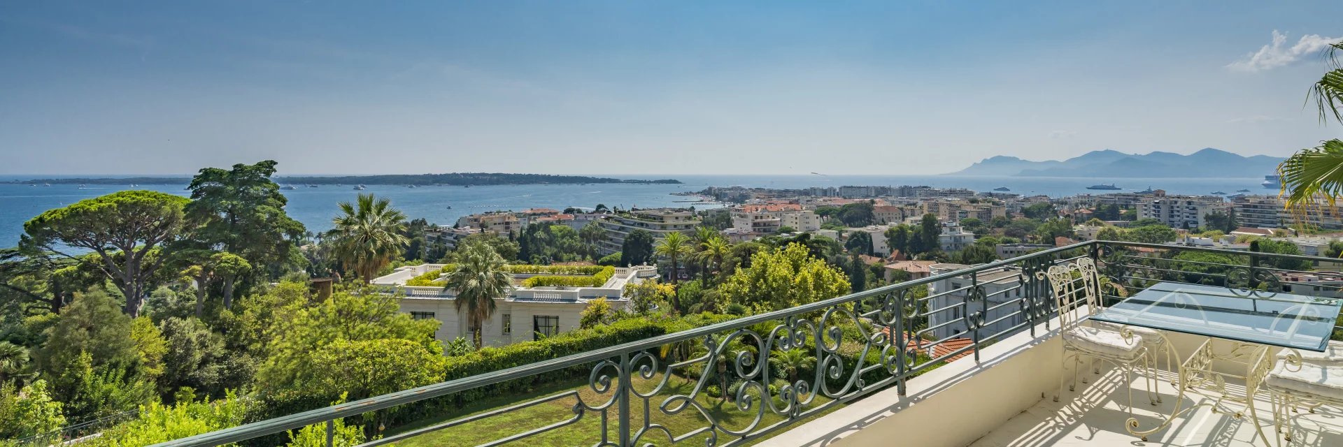 CANNES CALIFORNIE - BOURGEOIS VUE MER PANORAMIQUE