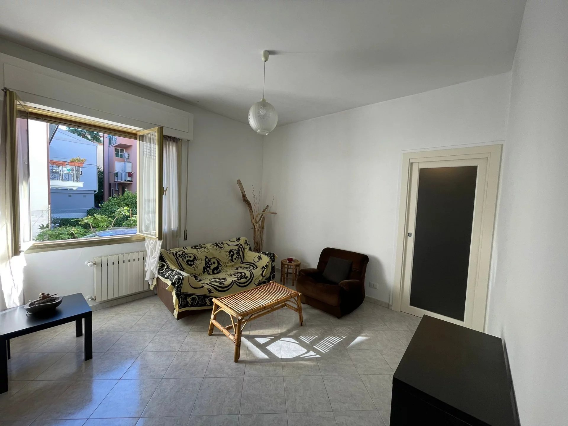 Vendita Appartamento - Bordighera Centro - Italia