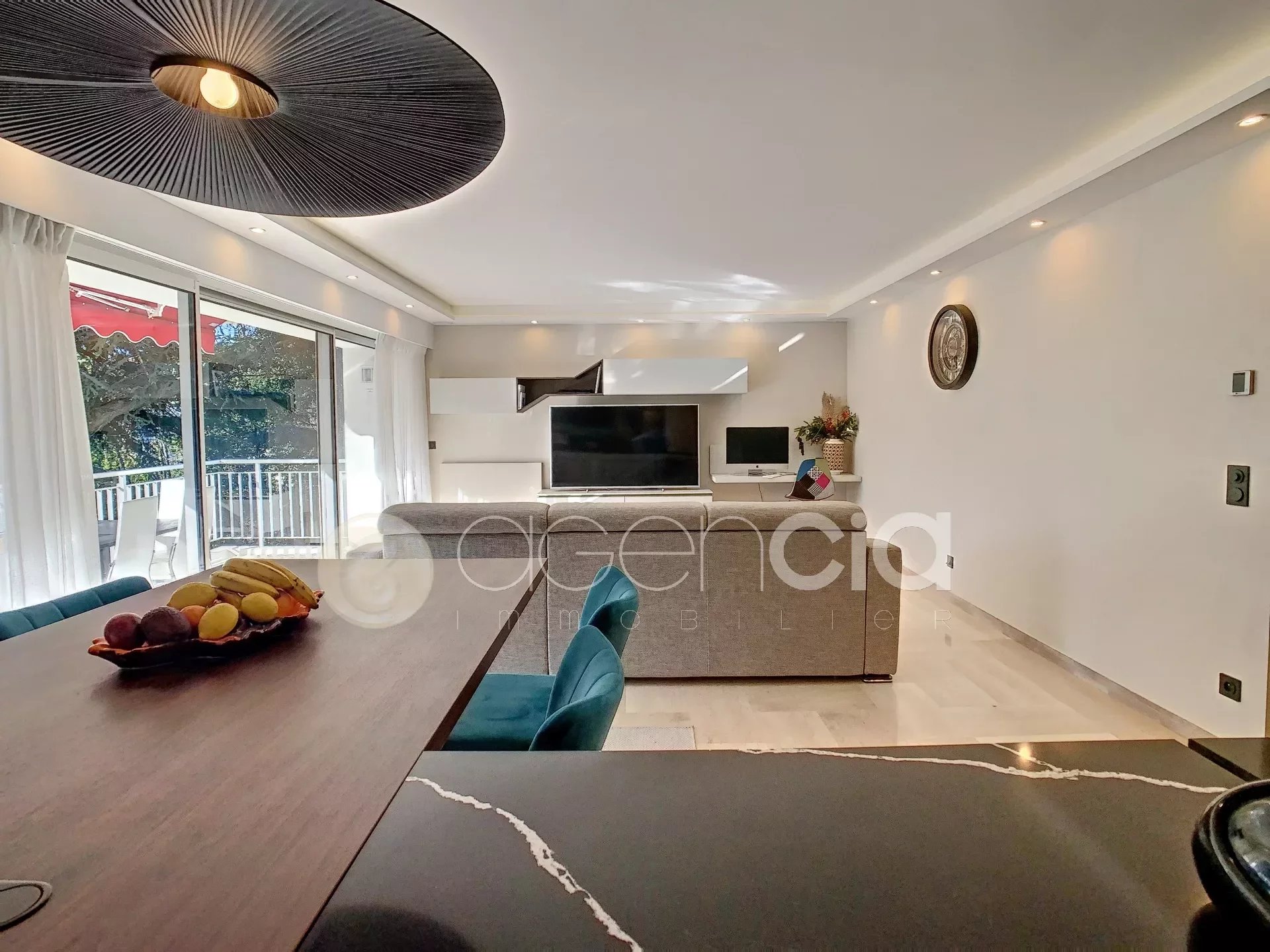 CANNES / 3-BEDROOM APARTMENT 110 M2 IN ABSOLUTE CALM - LUXURY RESIDENCE