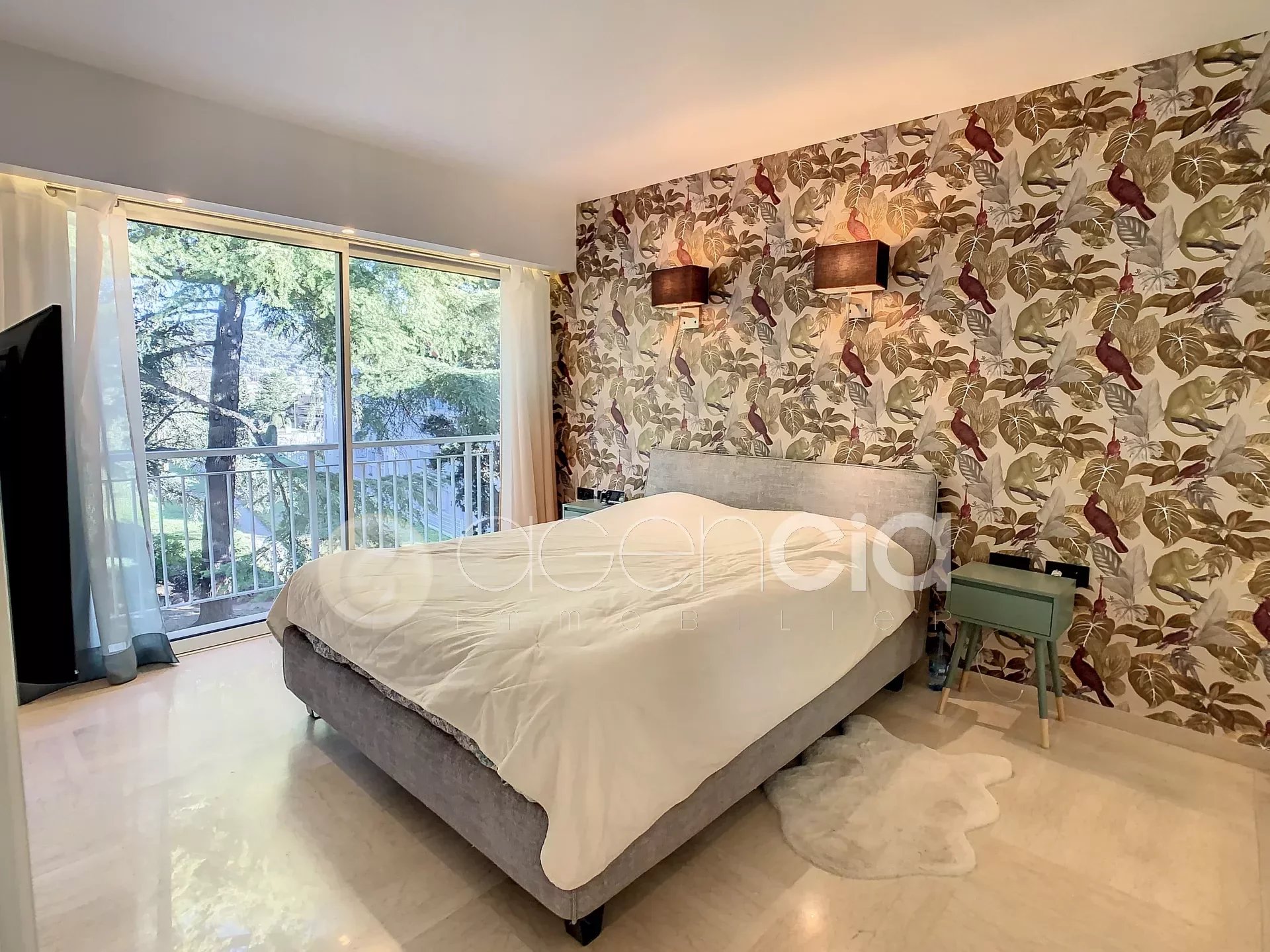 4-ROOM APARTMENT 110 M2 IN ABSOLUTE CALM - LUXURY RESIDENCE