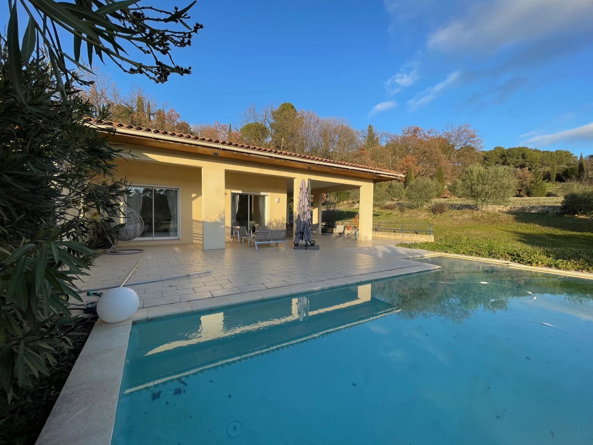 AIX EN PROVENCE VILLA STANDING 164 M²