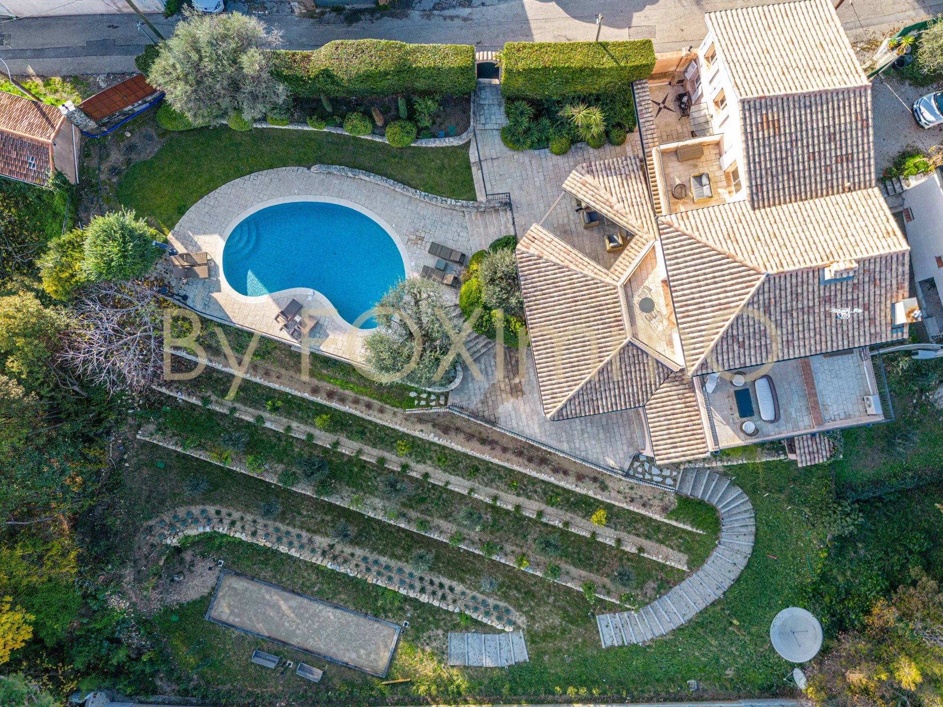 For sale Vence CENTRE VILLE, Magnificent villa, Panoramic sea and mountain view, 5/6 bedrooms, Renovated Luxury, pool, garage
