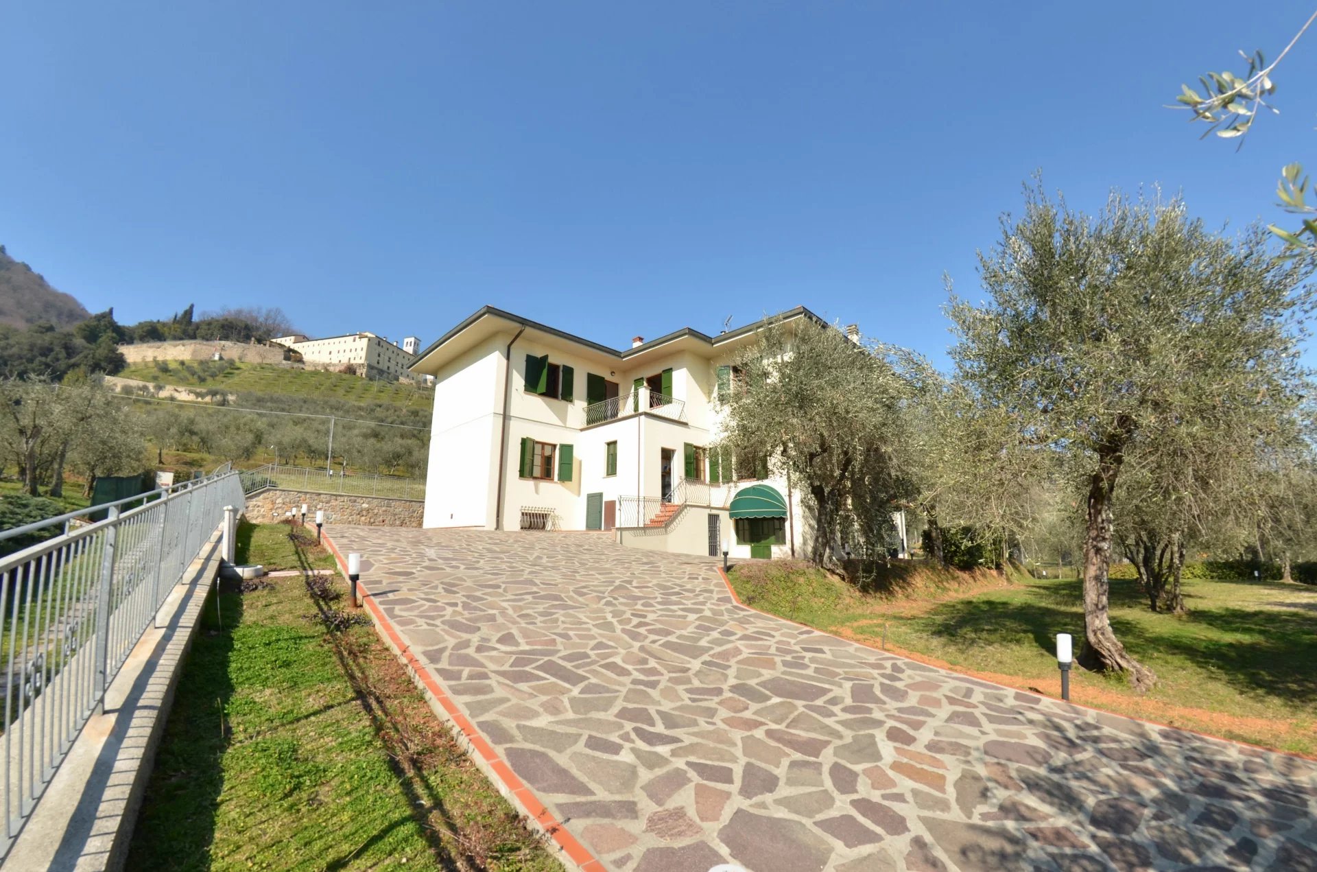 ITALY, TUSCANY, LUCCA, VILLA WITH POOL,  7 bedrooms, 16 people