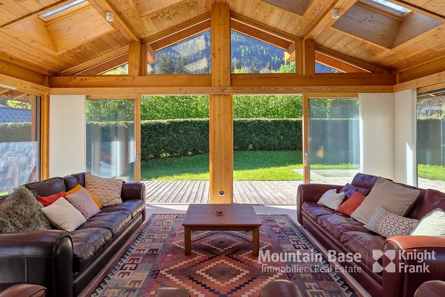 Photo of A 4-bedroom bright and modern chalet situated between Taconnaz and Les Houches