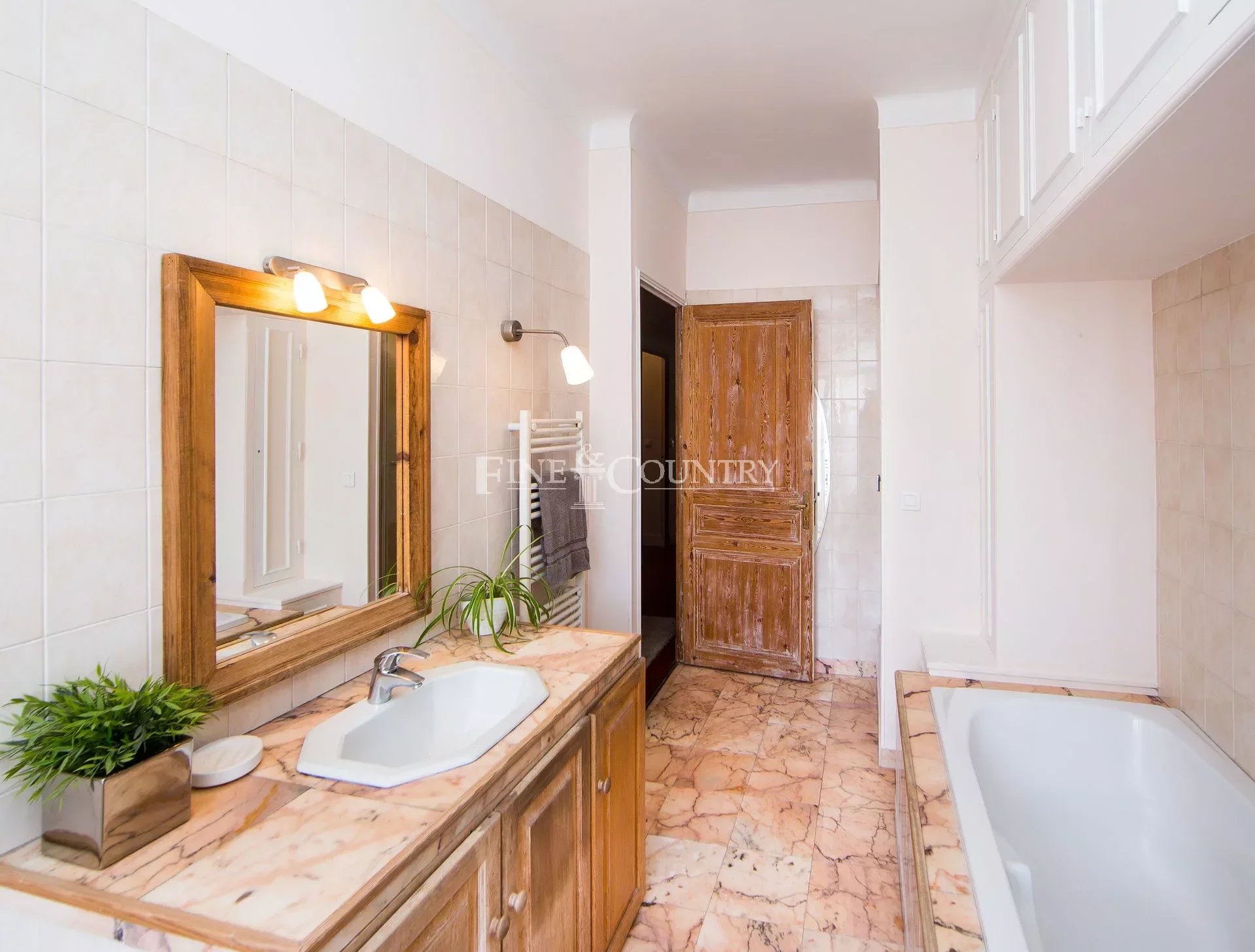 Photo of Apartment for sale in the Banane, Cannes