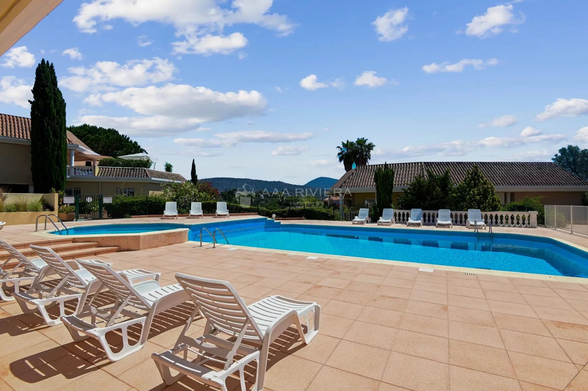 SOLD - SOLE AGENT - Mandelieu close to Cannes - Lovely 3 bed garden apartment. View, pool,  caretaker.