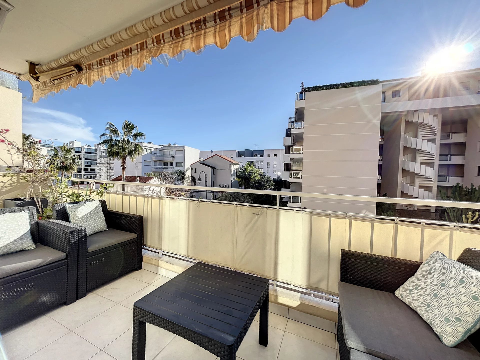 Vente Appartement 68m² 3 Pièces à Cannes (06400) - Alex Immobilier