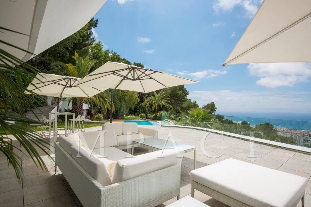 Villa d'exception à vendre sur les hauteurs de Cannes - Californie