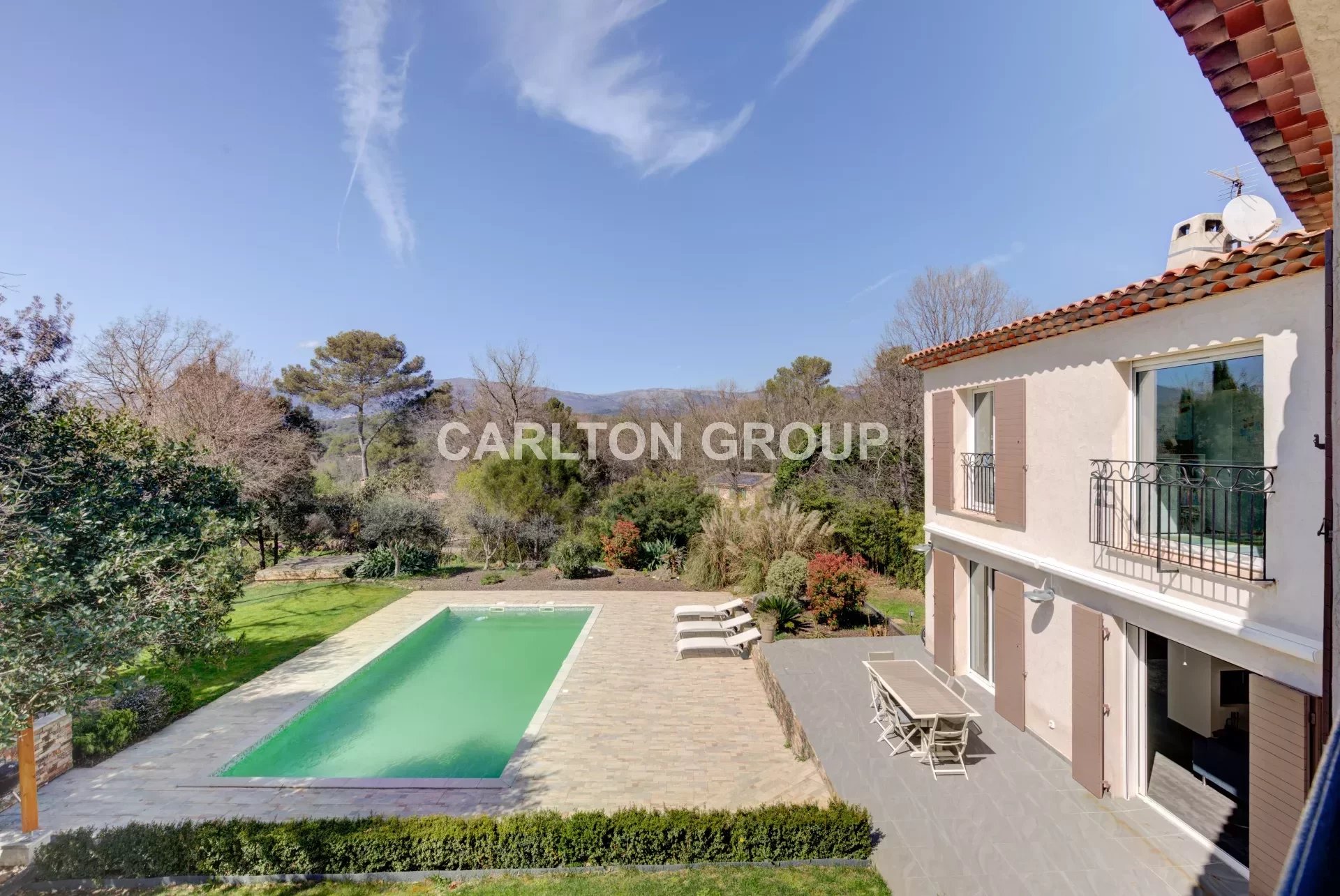 Sole Agent - Modern provencal style villa with countryside views