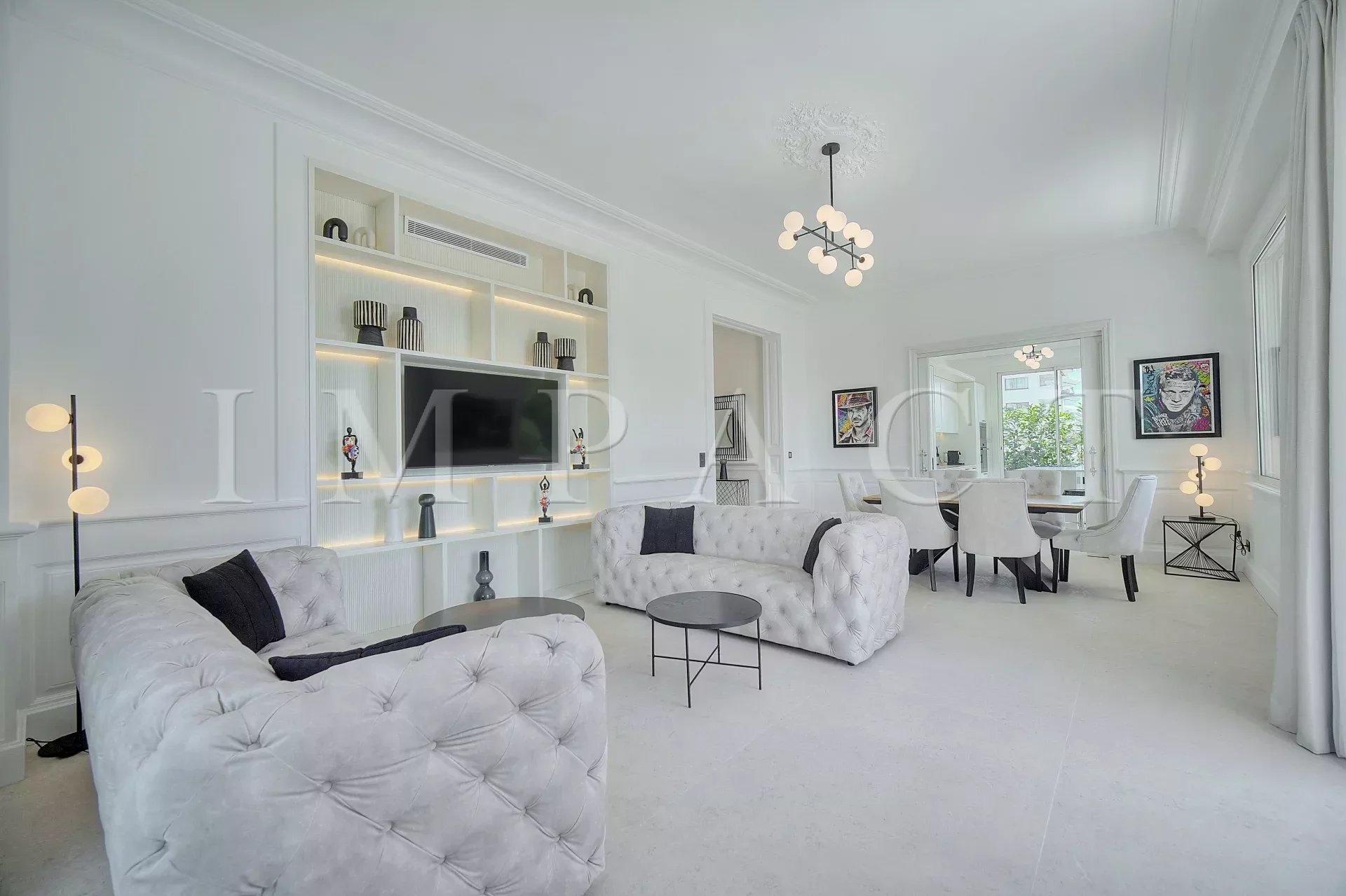 Cannes Croisette renovated apartment for sale