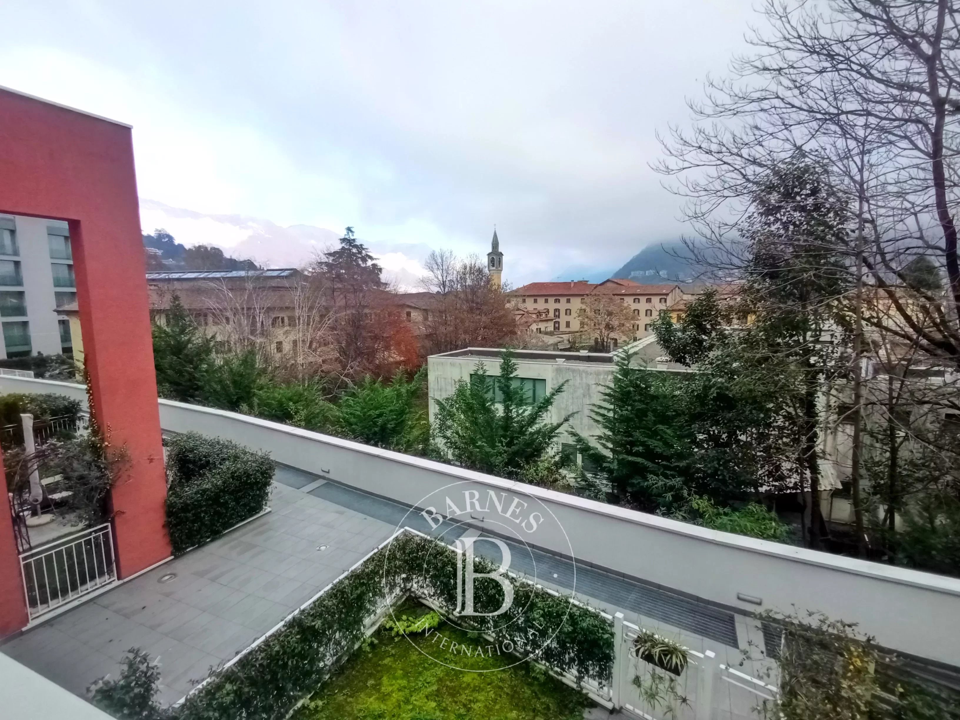 three-room apartment lake view COMO - picture 7 title=