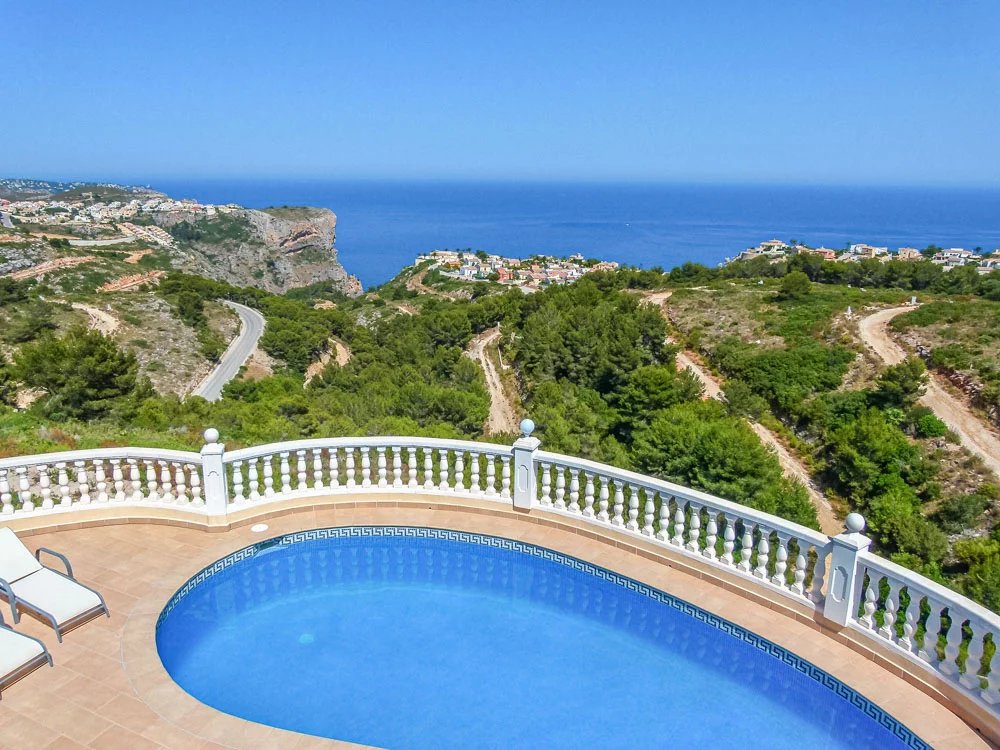 Villa con impresionantes vistas al mar en venta en Cumbre del Sol