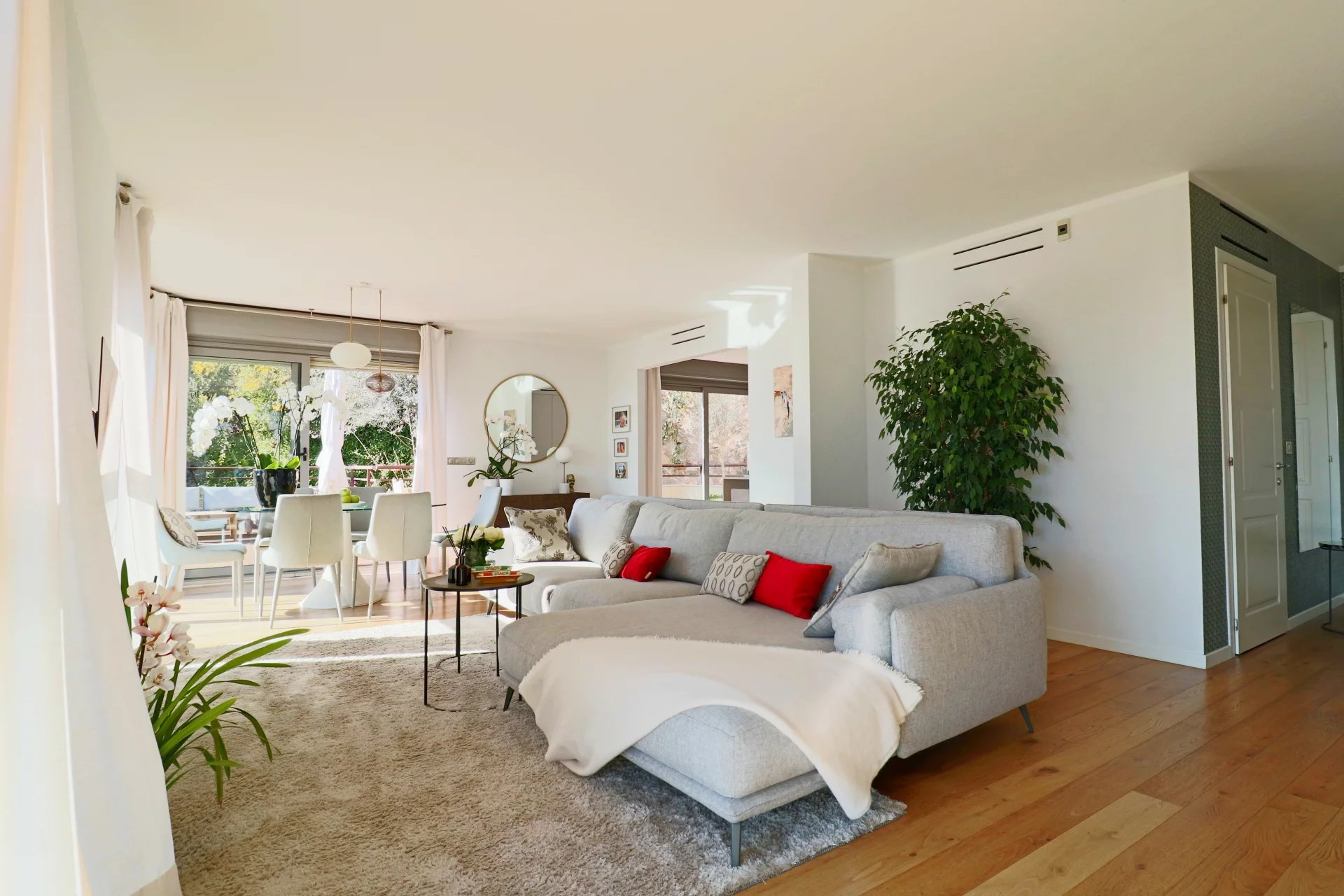 Three Room Apartment for Sale in Roquebrune Cap Martin
