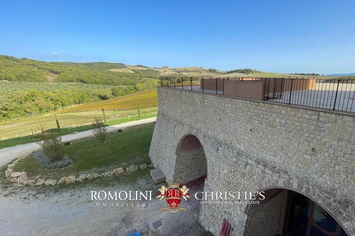 tuscany - state-of-the-art 125-ha organic winery for sale in volterra image37