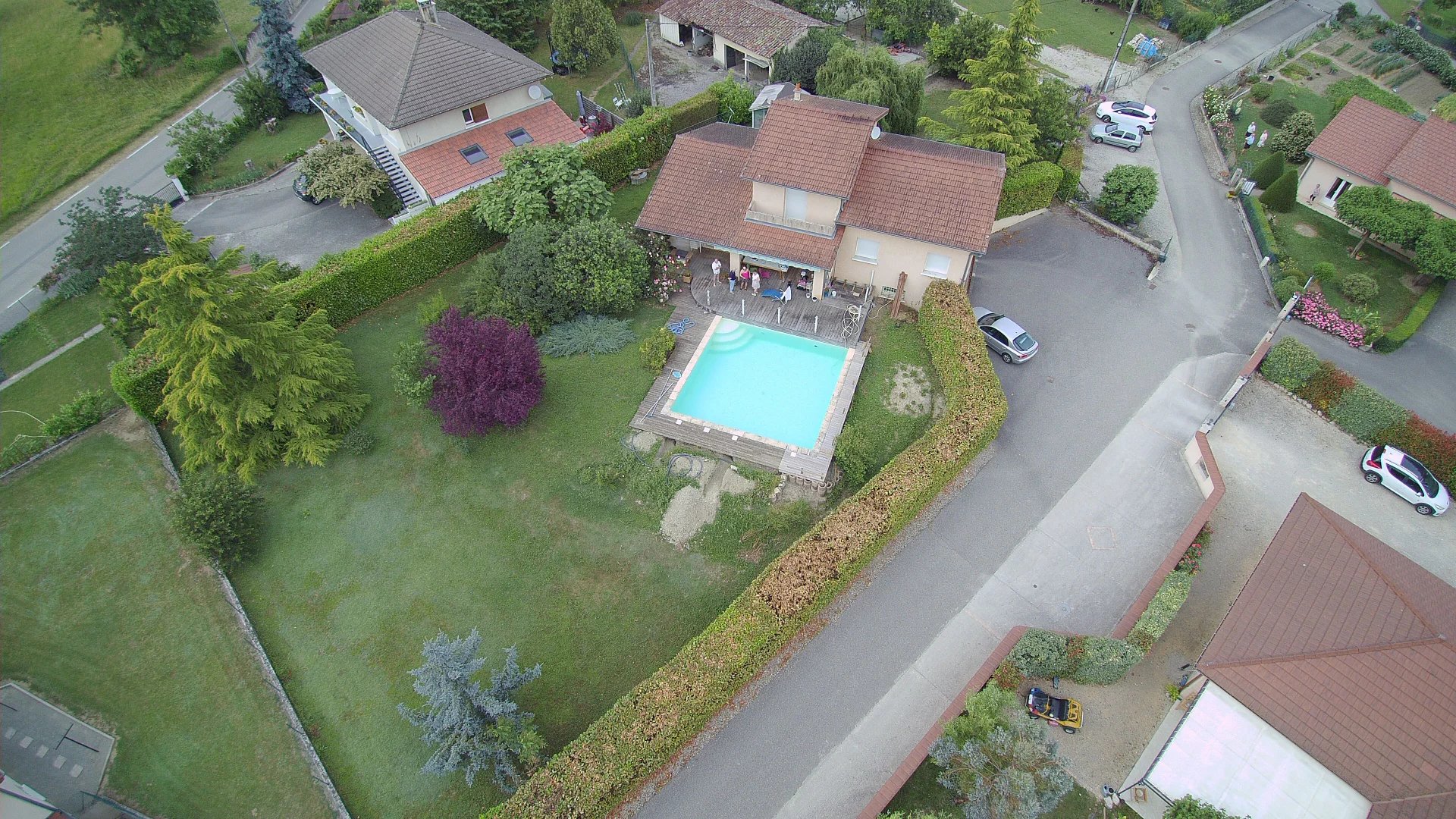 Maison T6 avec piscine sur terrain 1500 m²