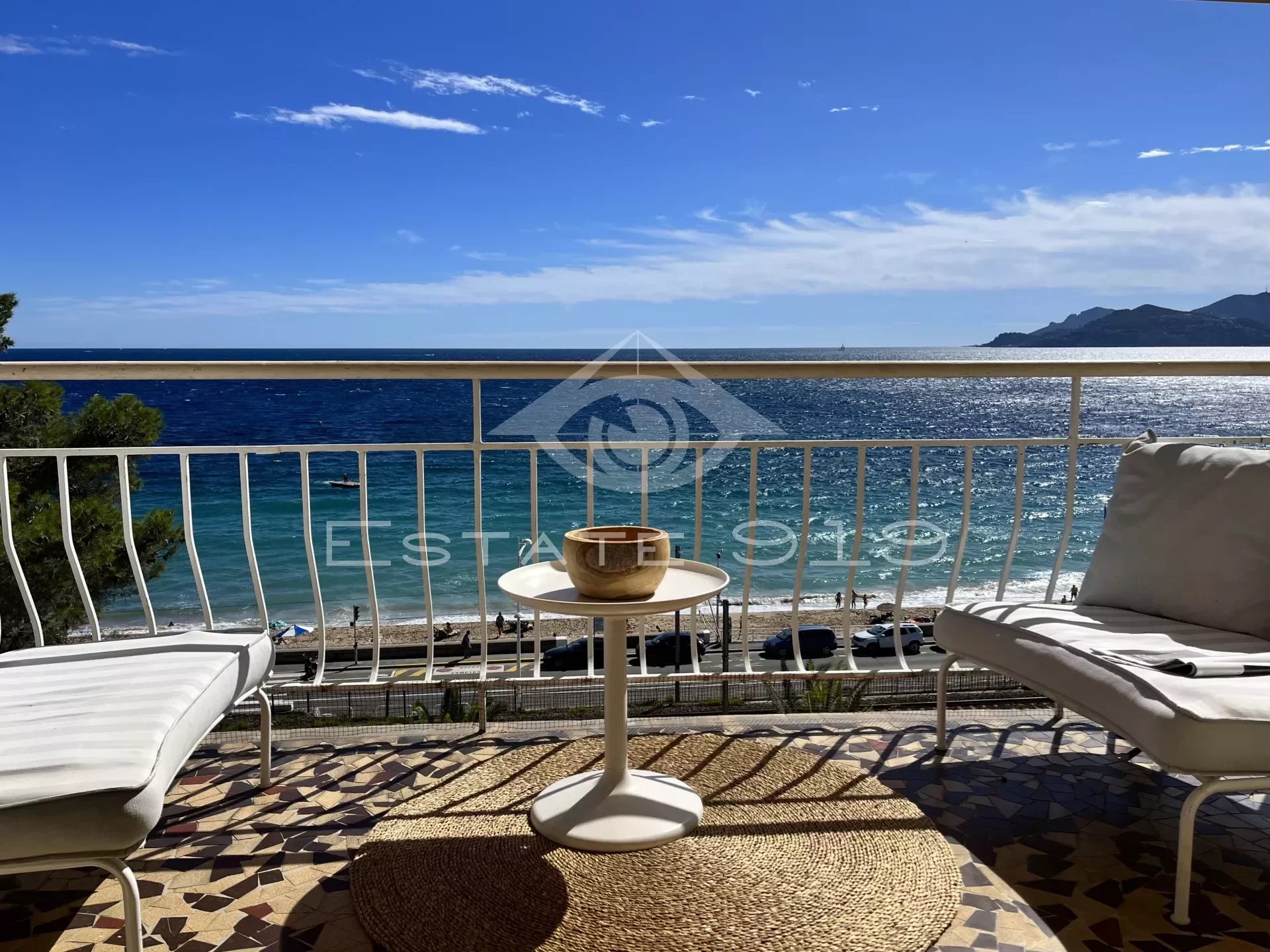 Cannes, bel appartement vue imprenable sur la mer