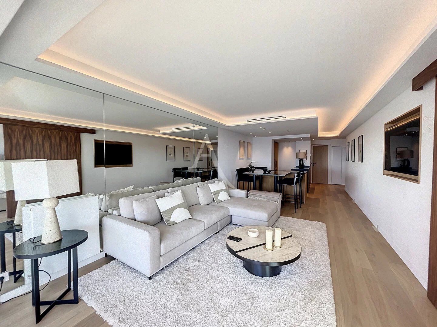 82200088-Cannes Croisette - Appartement rénové 3 pièces 84 m² - Vue mer