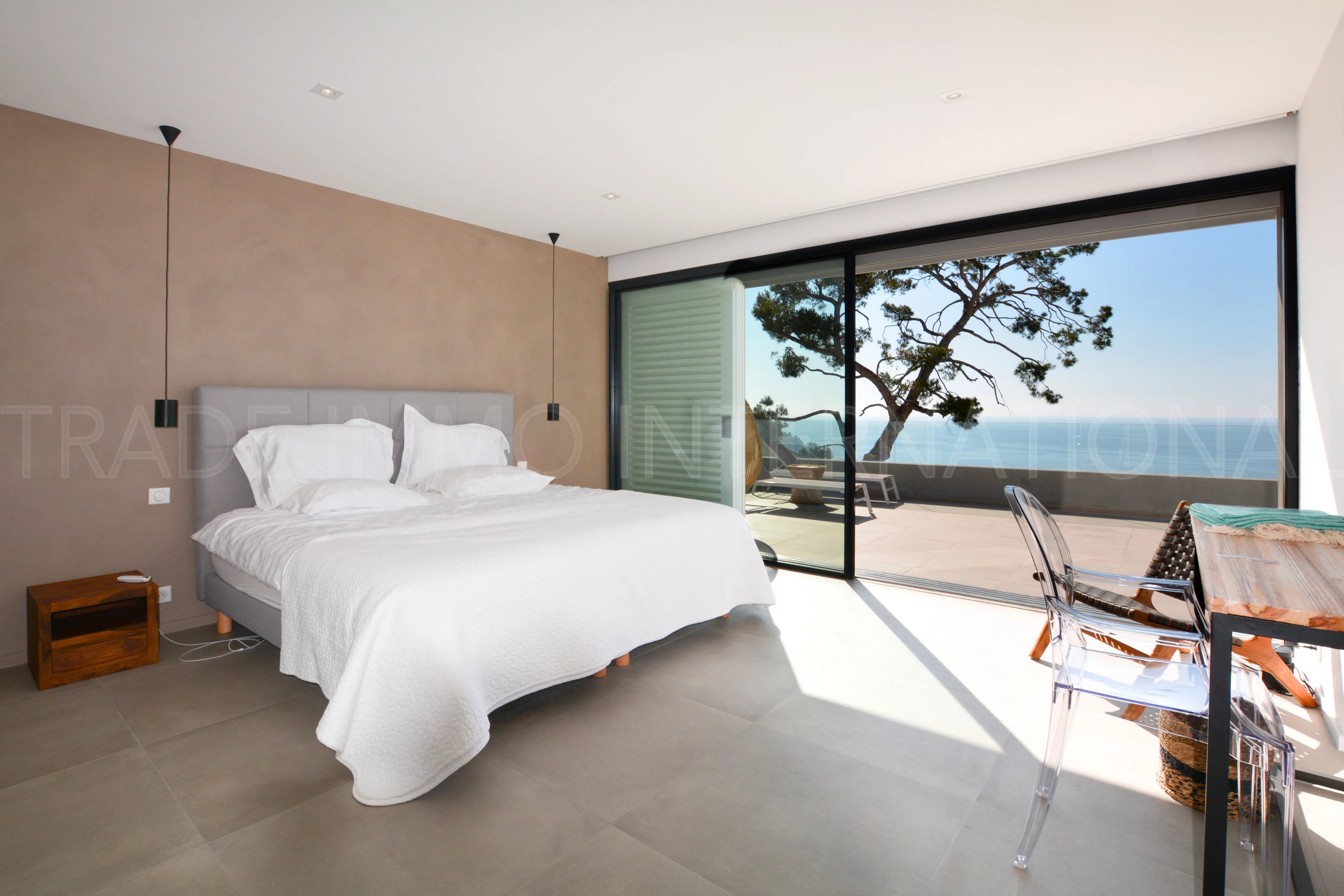 Contemporary Villa - Panoramic Sea View