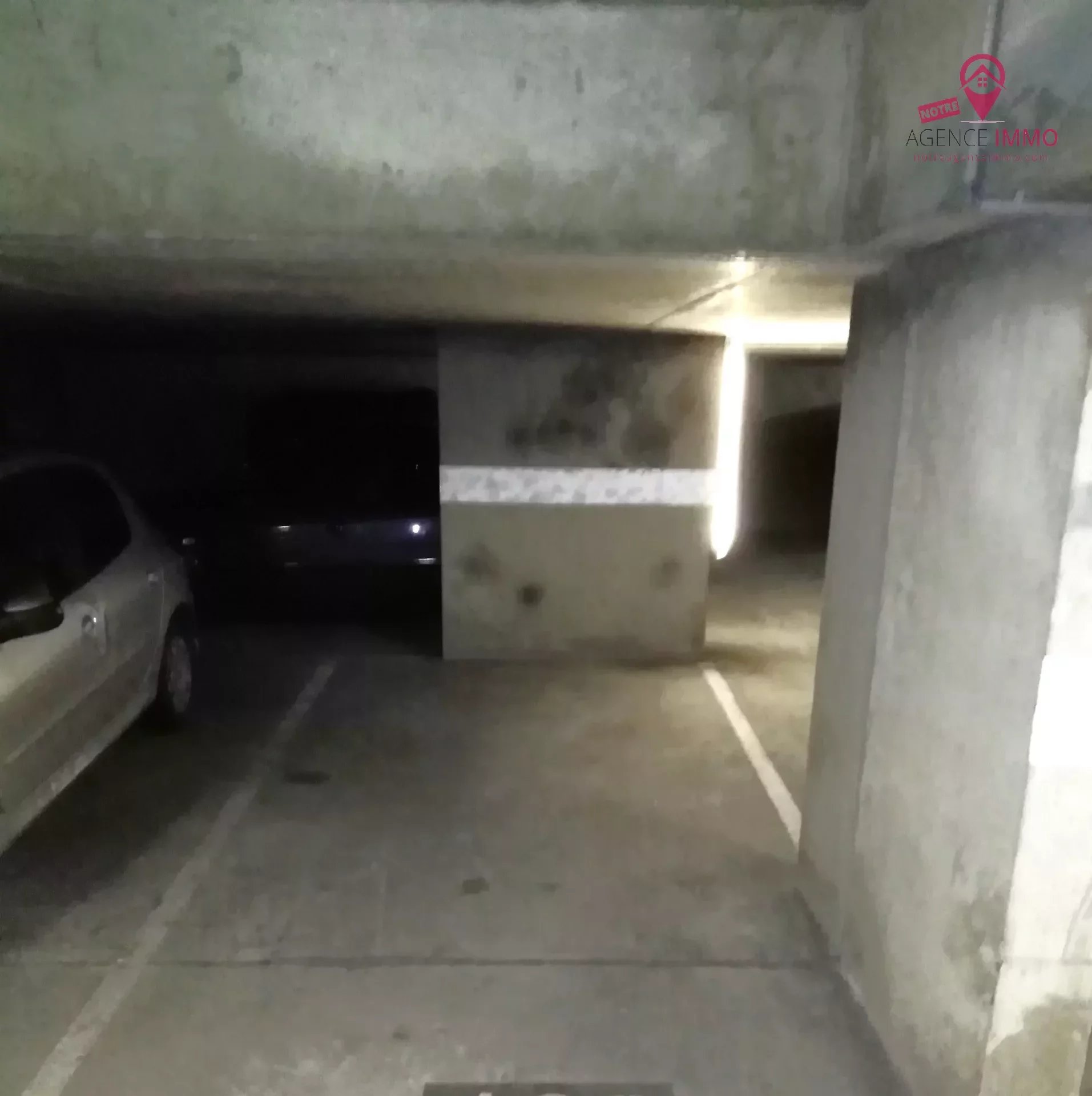 Place de parking en sous-sol - Secteur Sans souci-Colbert