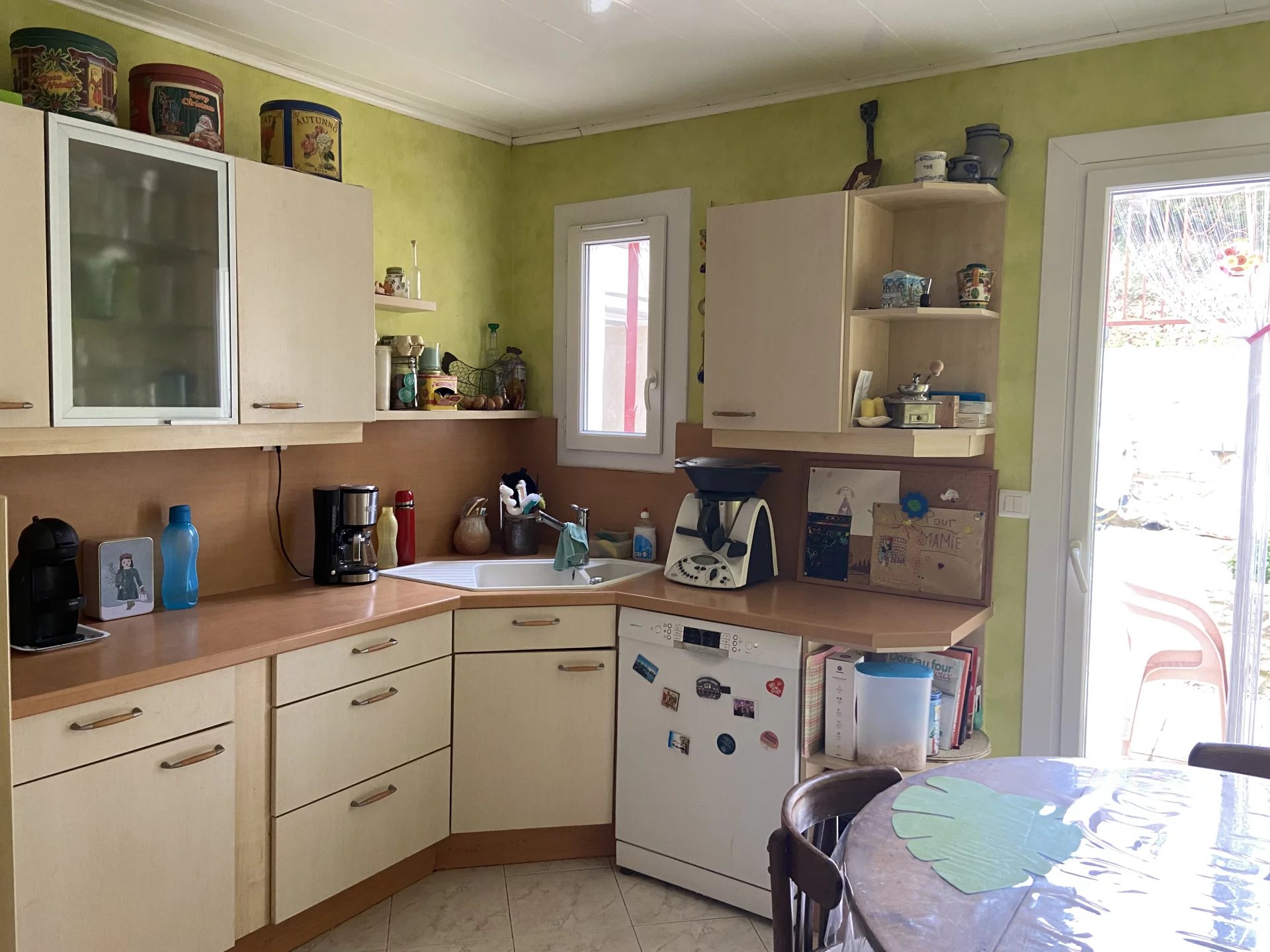 Le Val -4 bedrooms house on 314m2 fenced garden with electricity resale