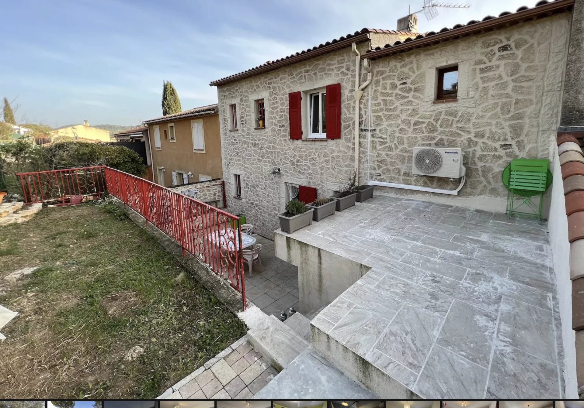 LE VAL- 4 bedrooms on 314 m2 of fenced garden