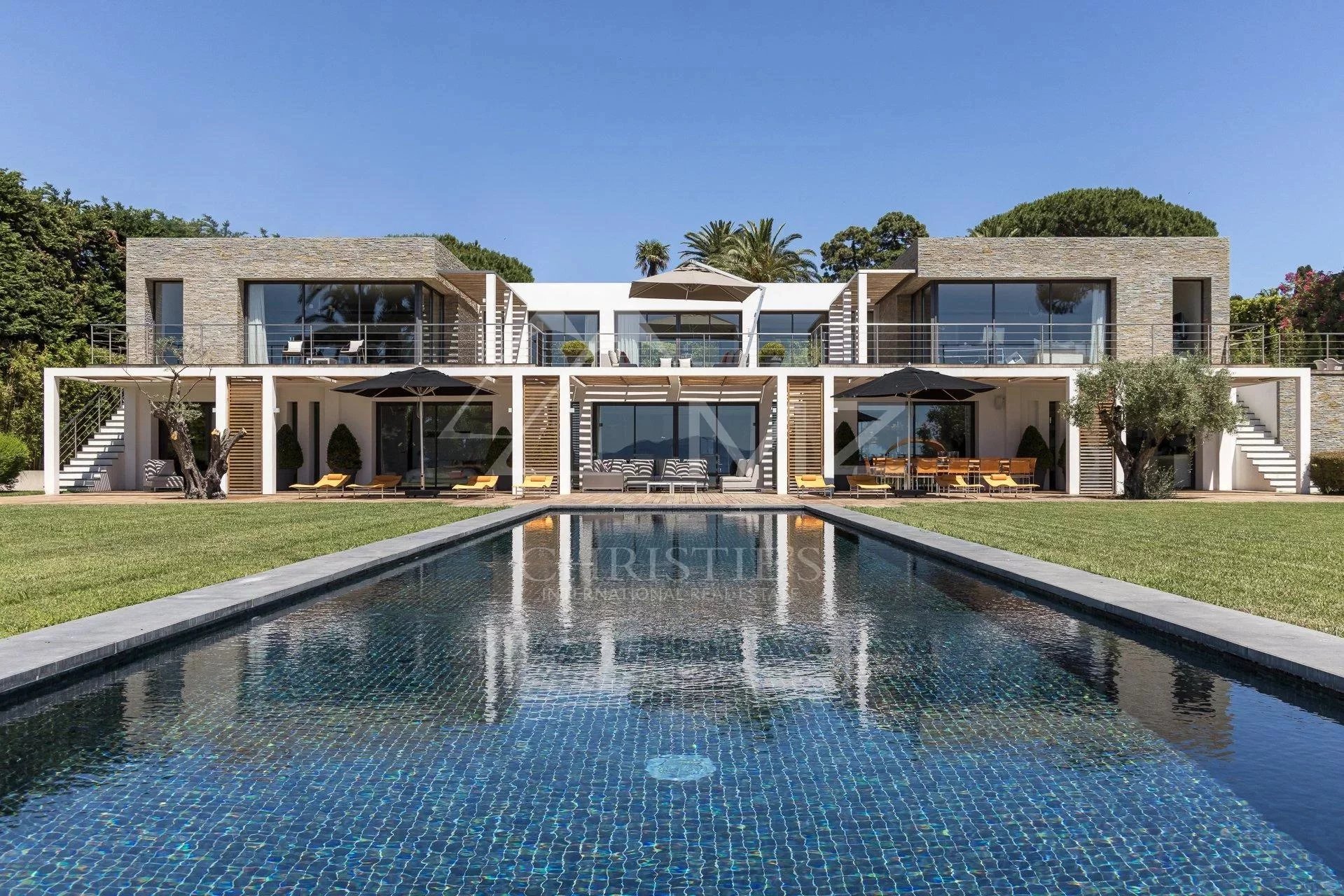 cap d-antibes - luxurious contemporary villa with sea view image1
