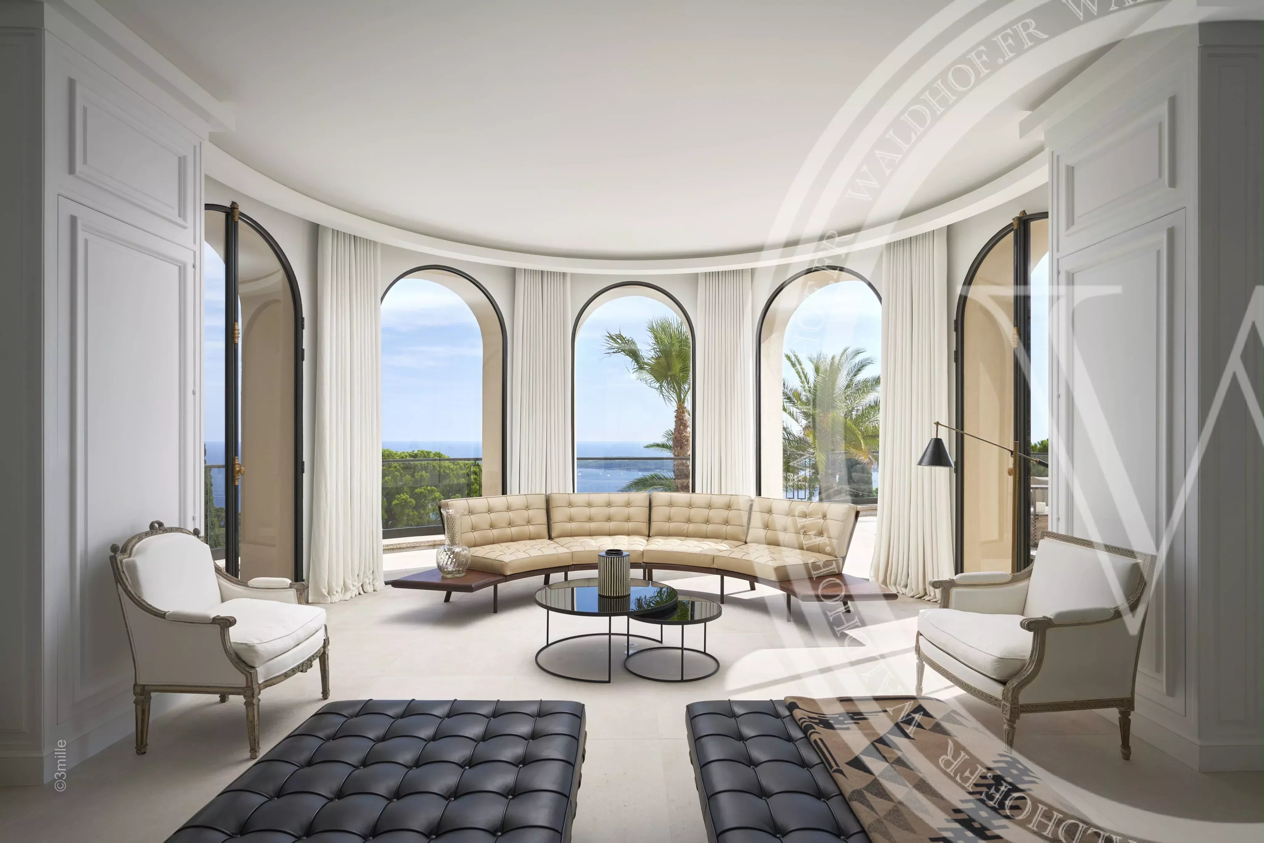 Palais entièrement rénové de 3,000 m² surplombant toute la ville de Cannes